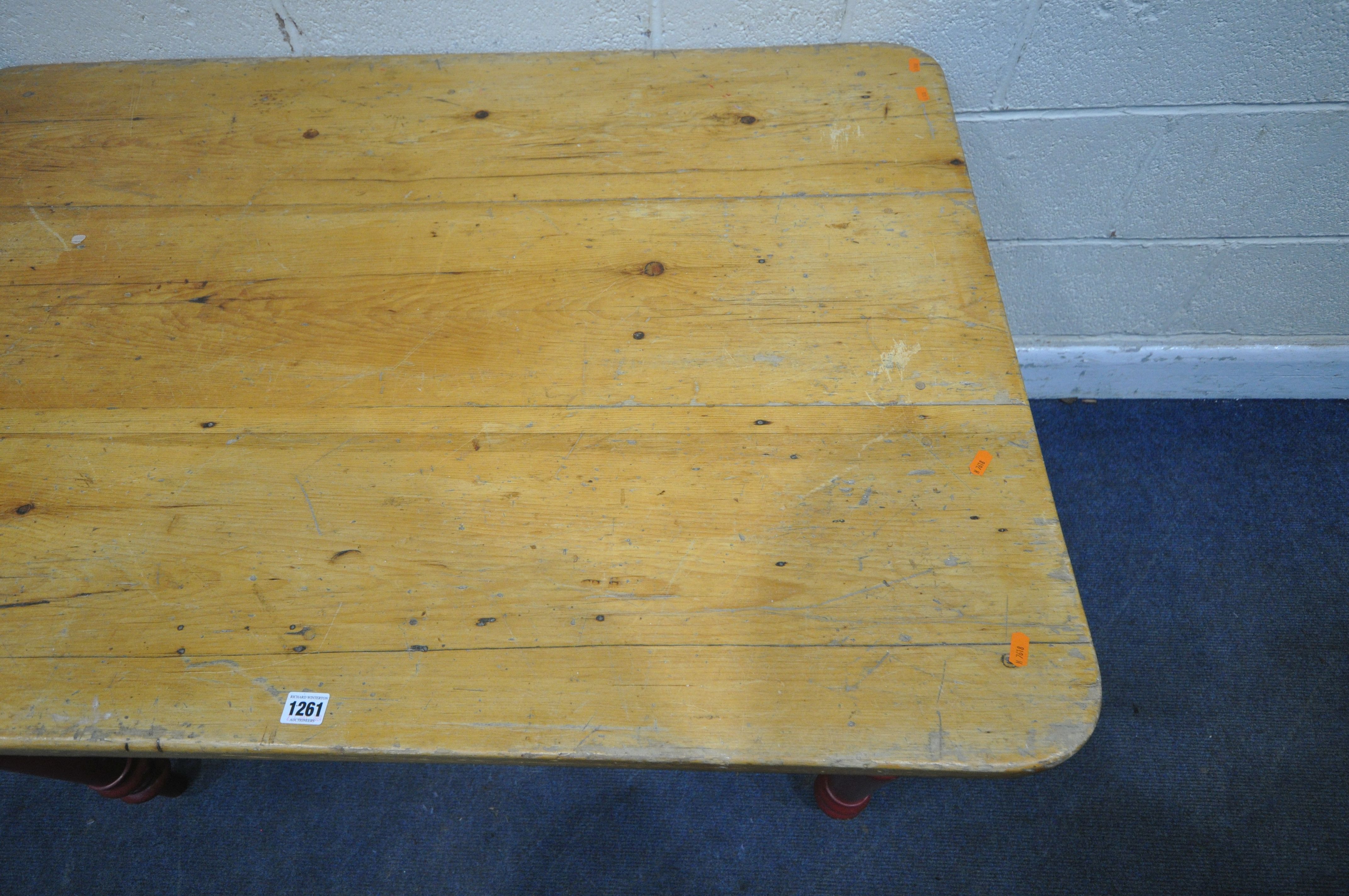 A PARTIALLY PAINTED VICTORIAN PINE KITCHEN TABLE, width 121cm x depth 83cm x height 72cm - Image 3 of 4