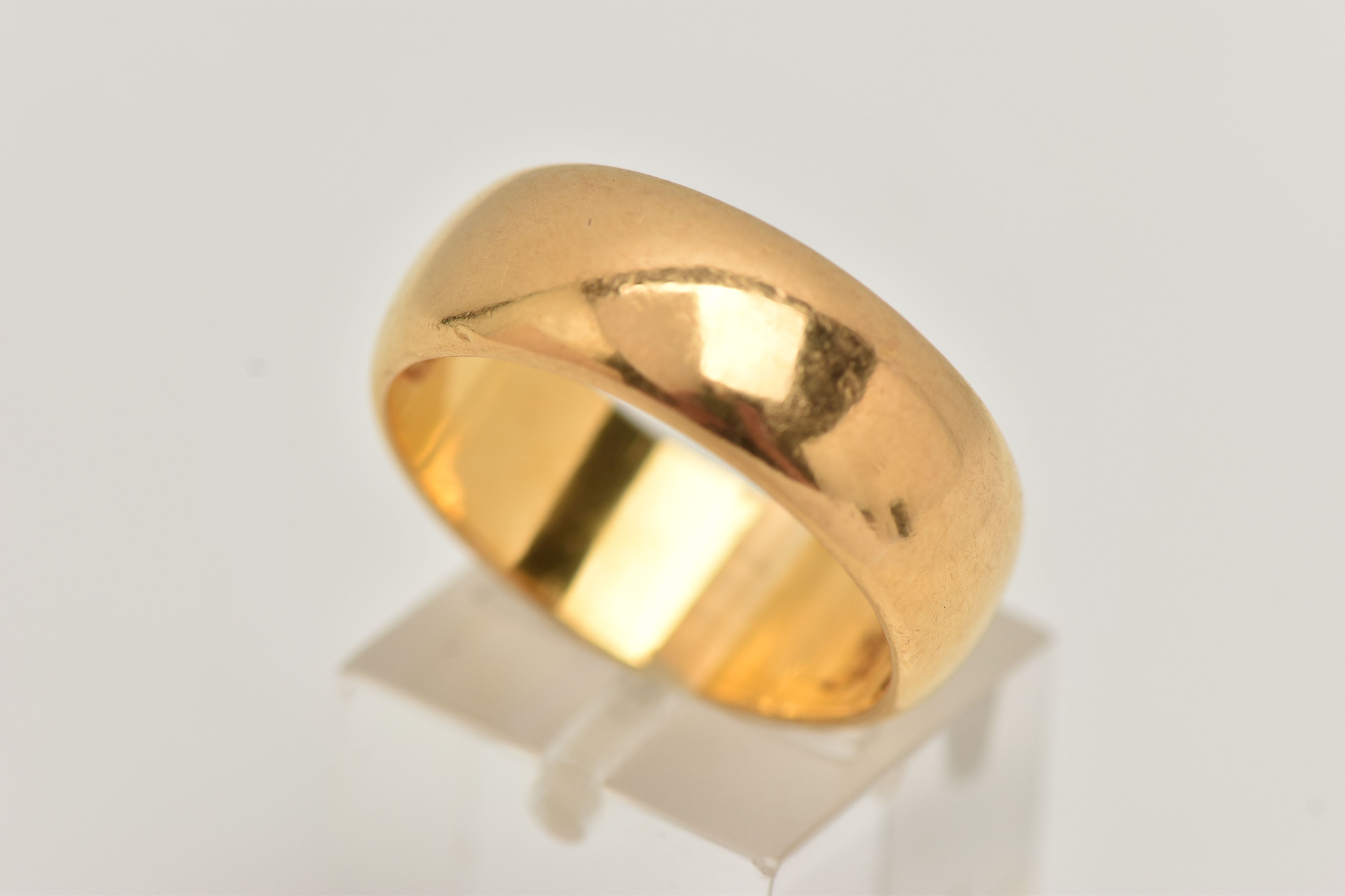 A 22CT GOLD WIDE POLISHED BAND, approximate band width 8.2mm, hallmarked 22ct Birmingham, ring