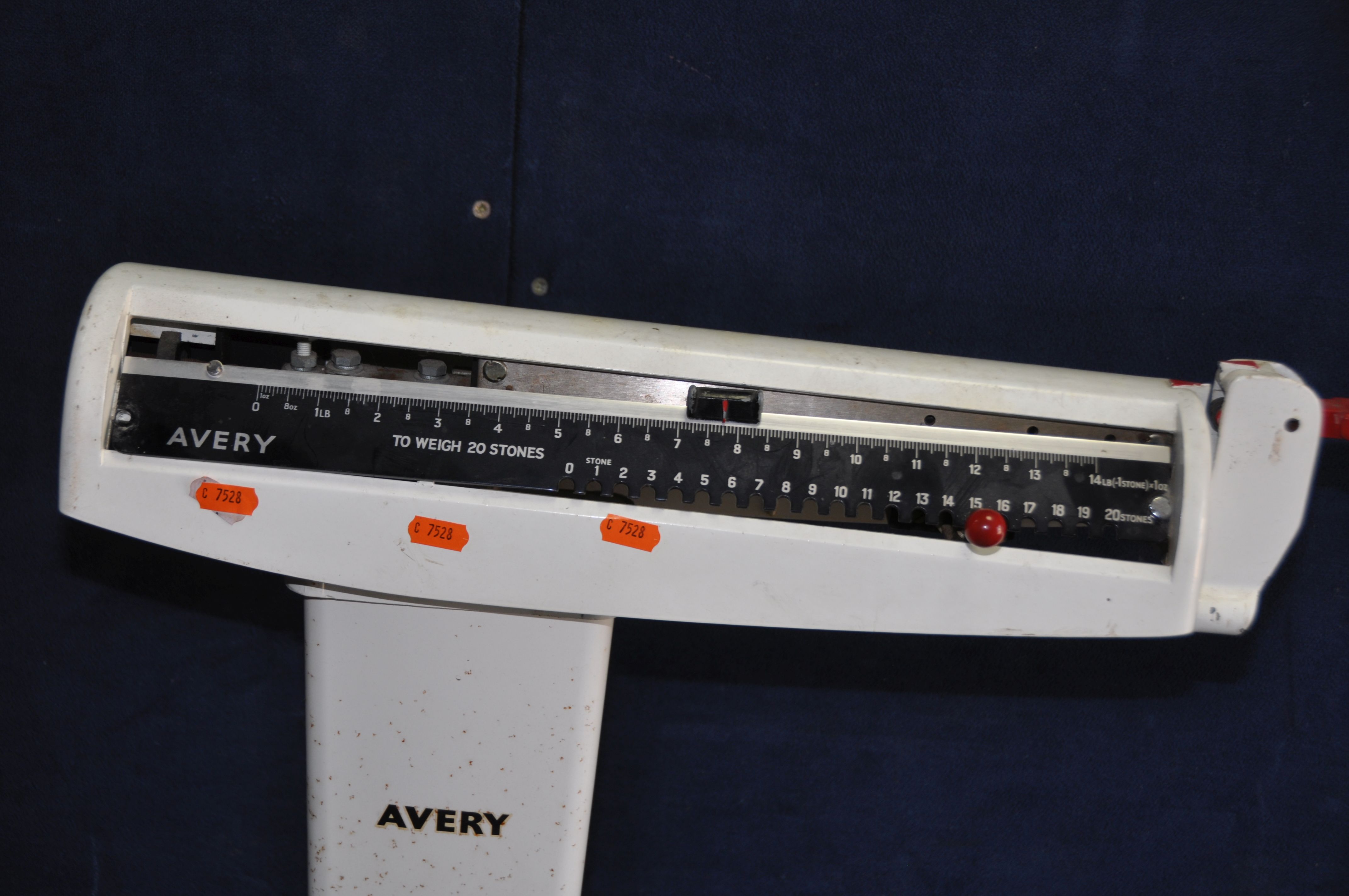A SET OF MID CENTURY AVERY MEDICAL SCALES, badged Type 3306 ABV height 117cm (condition report, - Image 3 of 3
