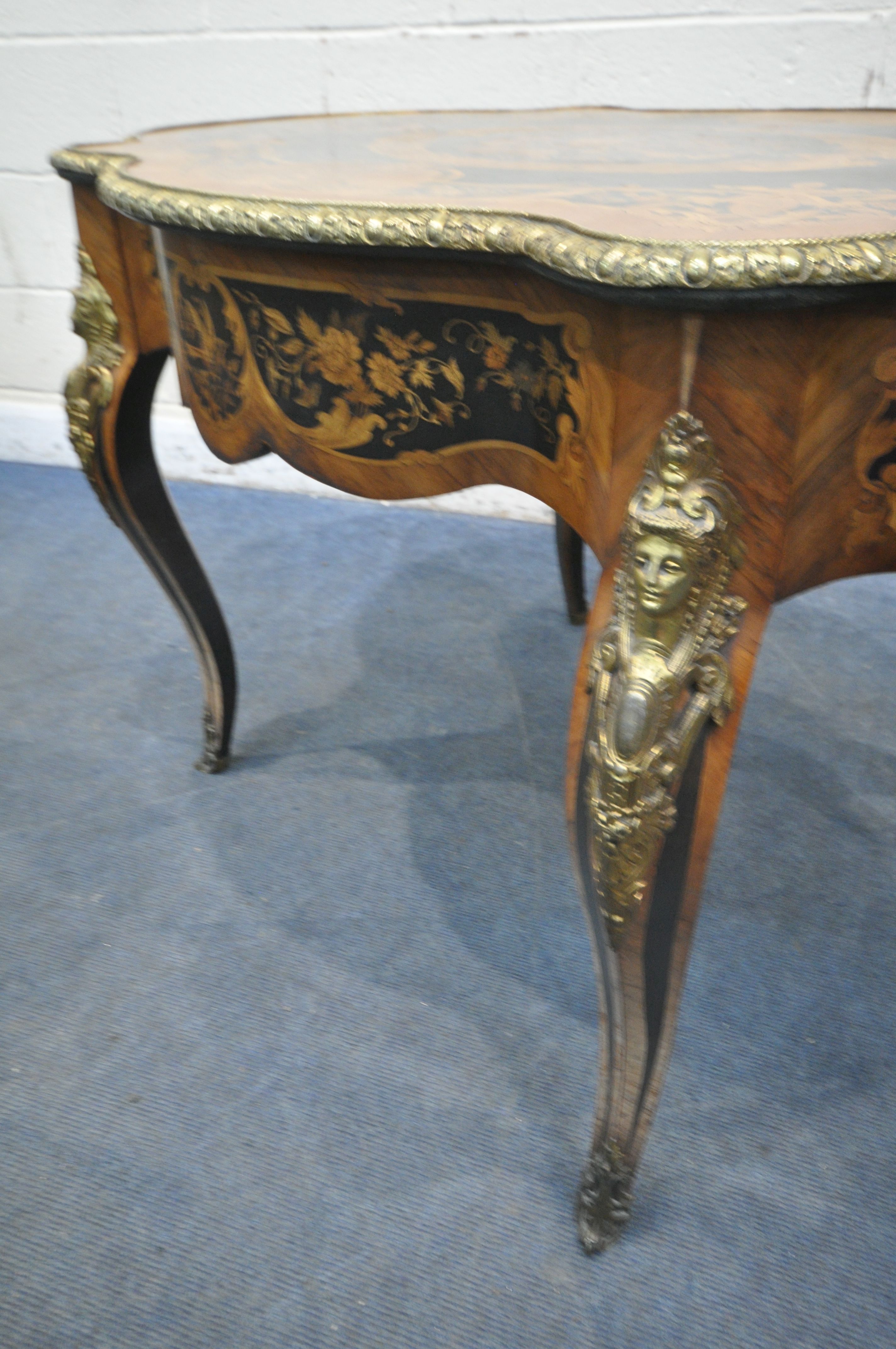 A LOUIS XVI STYLE KINGWOOD, EBONY AND MARQUETRY INLAID CENTRE TABLE, late 19th century, the and - Image 5 of 9