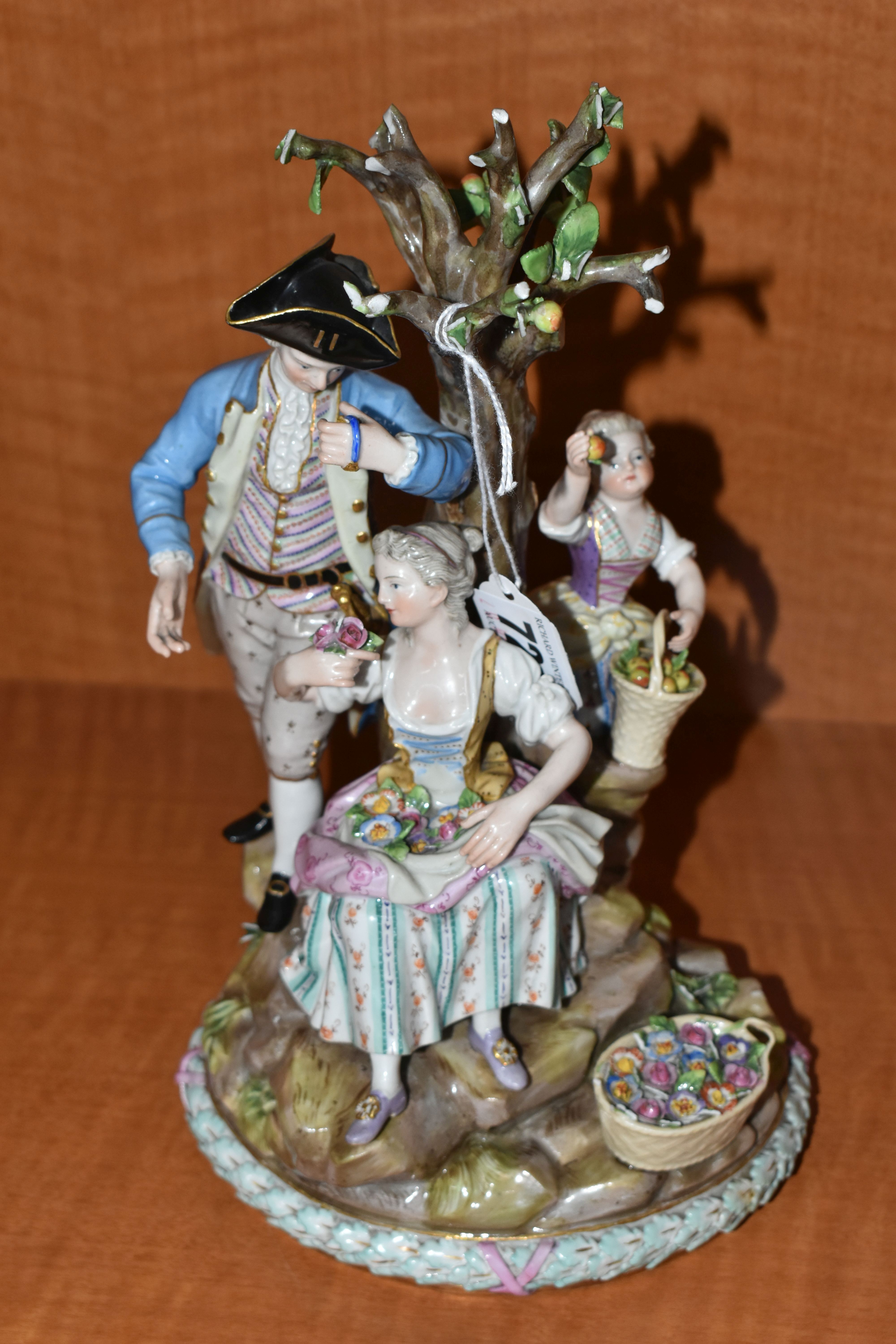 A LATE 19TH CENTURY MEISSEN PORCELAIN FIGURE GROUP OF A COURTING COUPLE BENEATH A TREE WITH FLOWERS, - Image 3 of 10