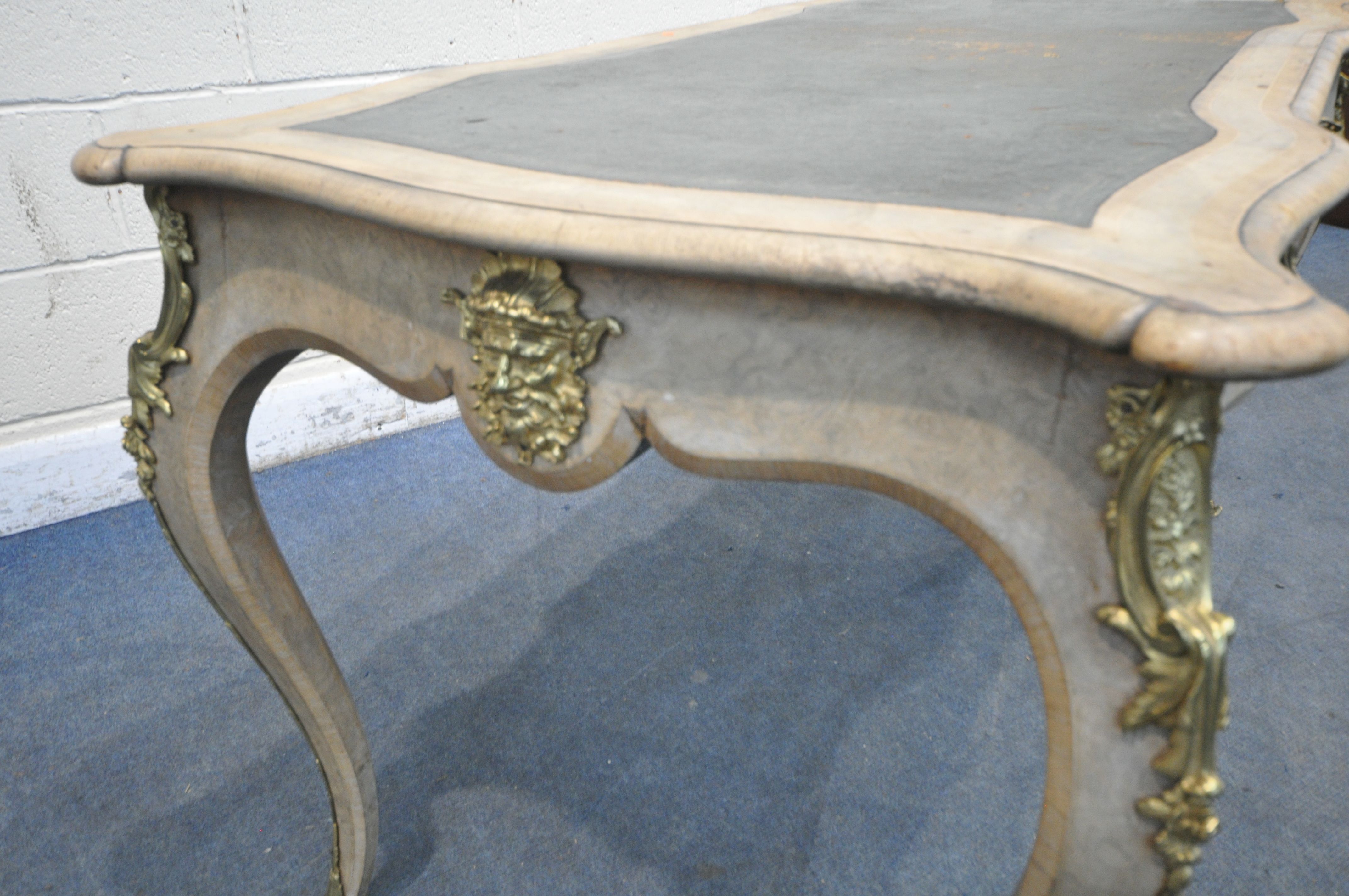 A LOUIS XVI STYLE BURR WALNUT AND CROSSBANDED SERPENTINE WRITING TABLE, green leather writing - Image 4 of 9