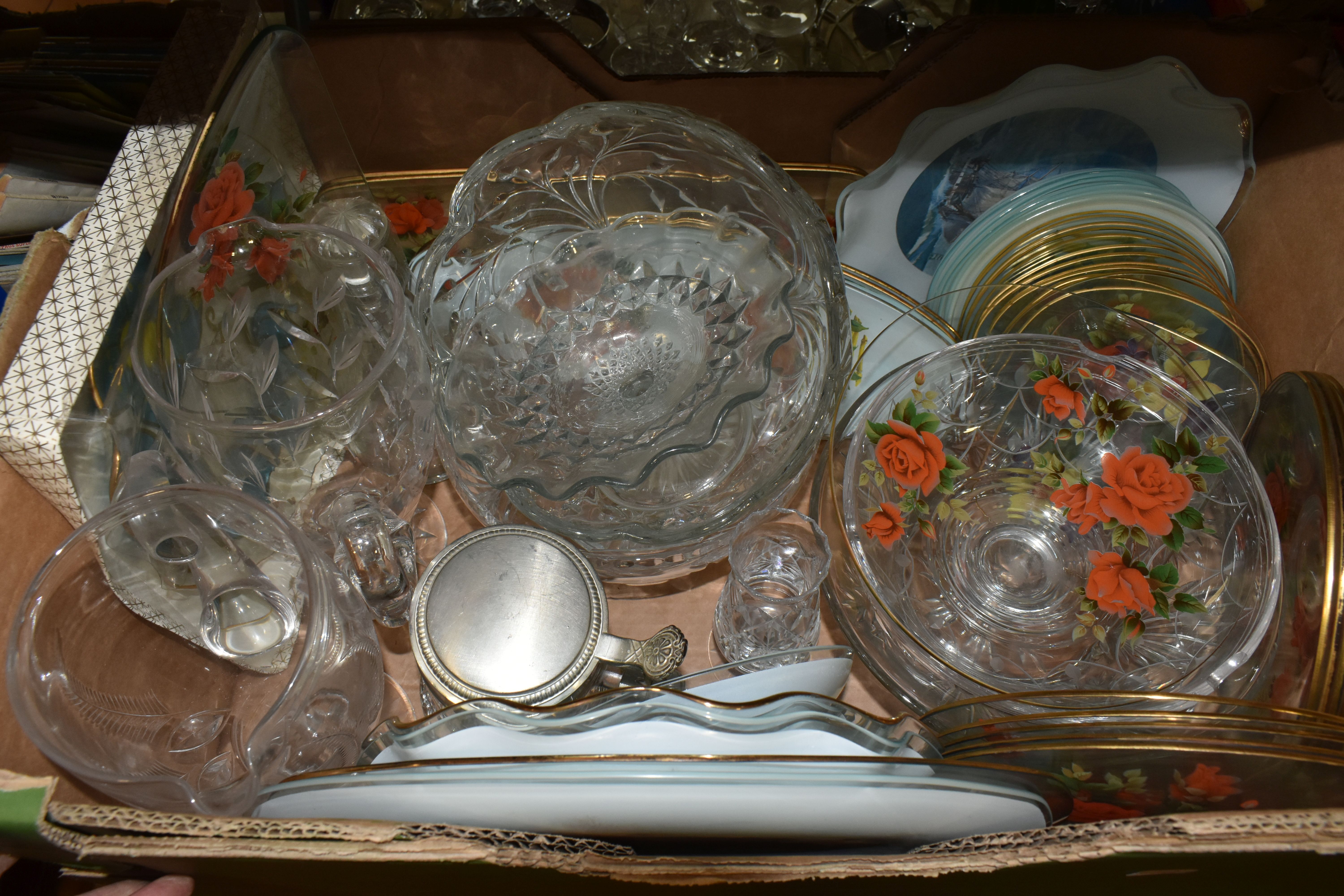 THREE BOXES OF VINTAGE GLASSWARE AND DECORATIONS including vintage atomiser, a pair of Royal Doulton - Image 4 of 4