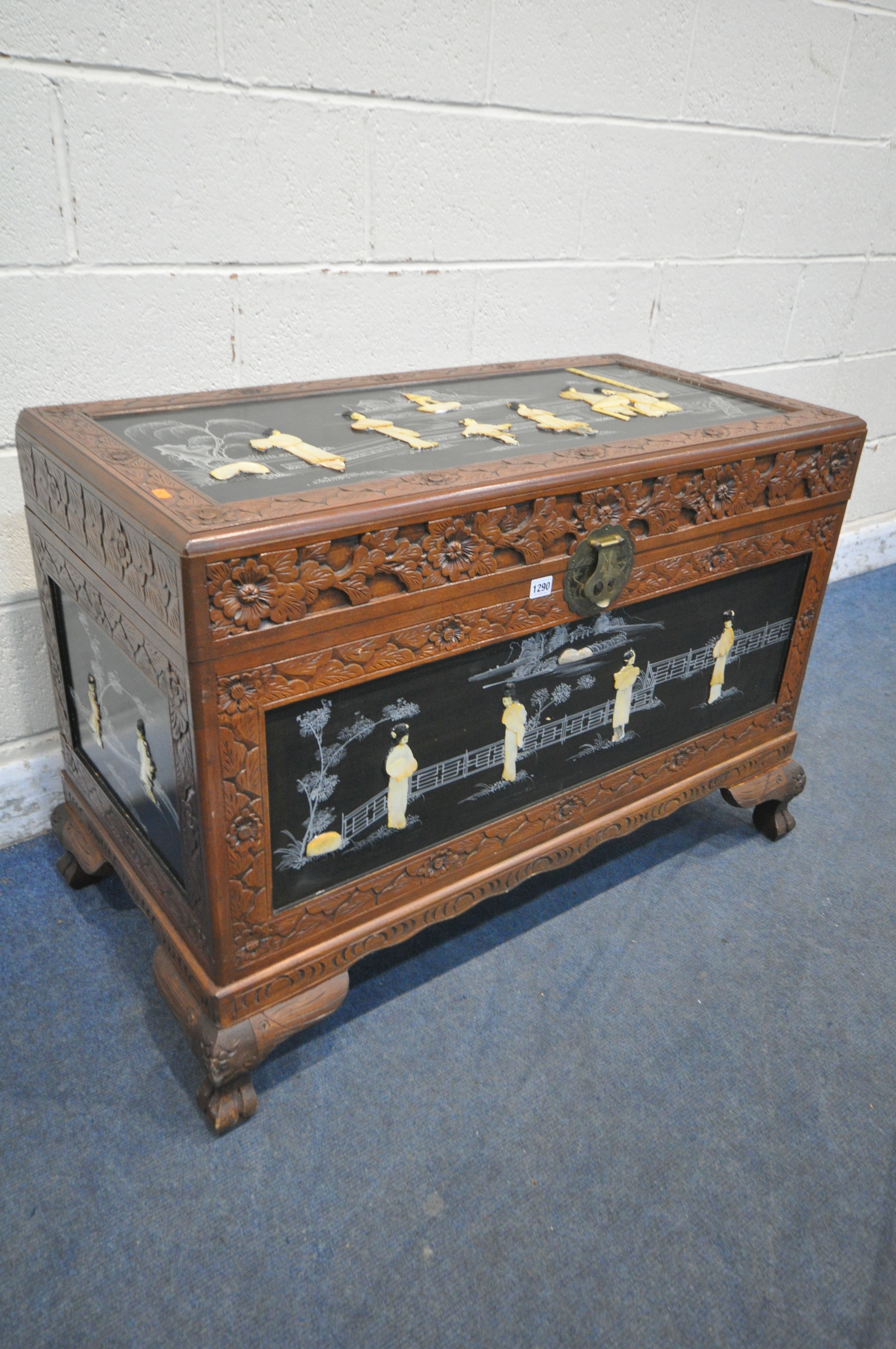 A 20TH CENTURY CHINESE CAMPHORWOOD BLANKET CHEST, with chinoiserie decoration, width 107cm x depth