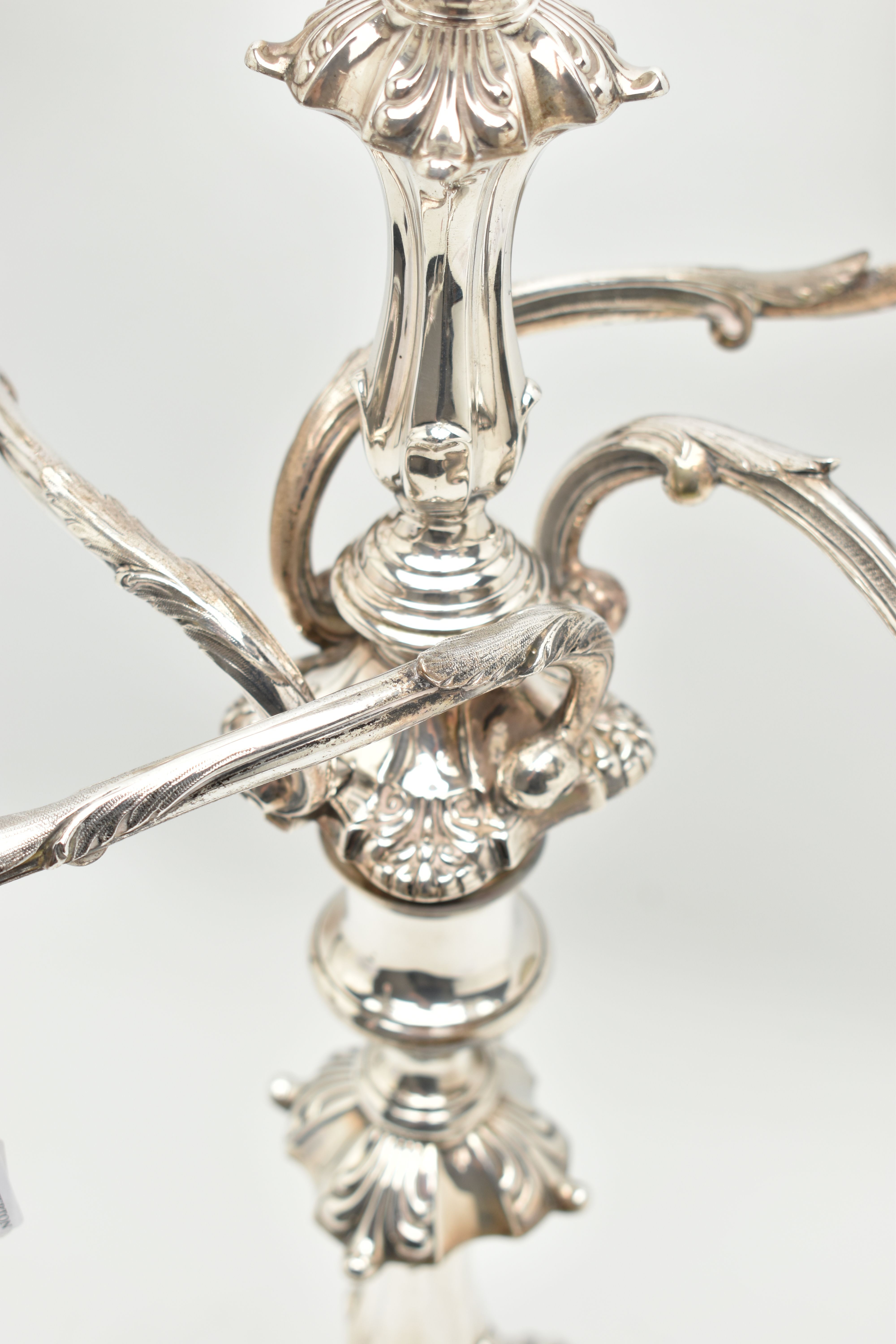 A GEORGE V SILVER FIVE LIGHT CANDELABRUM IN GEORGE II STYLE, with removable shaped square drip pans, - Image 5 of 13