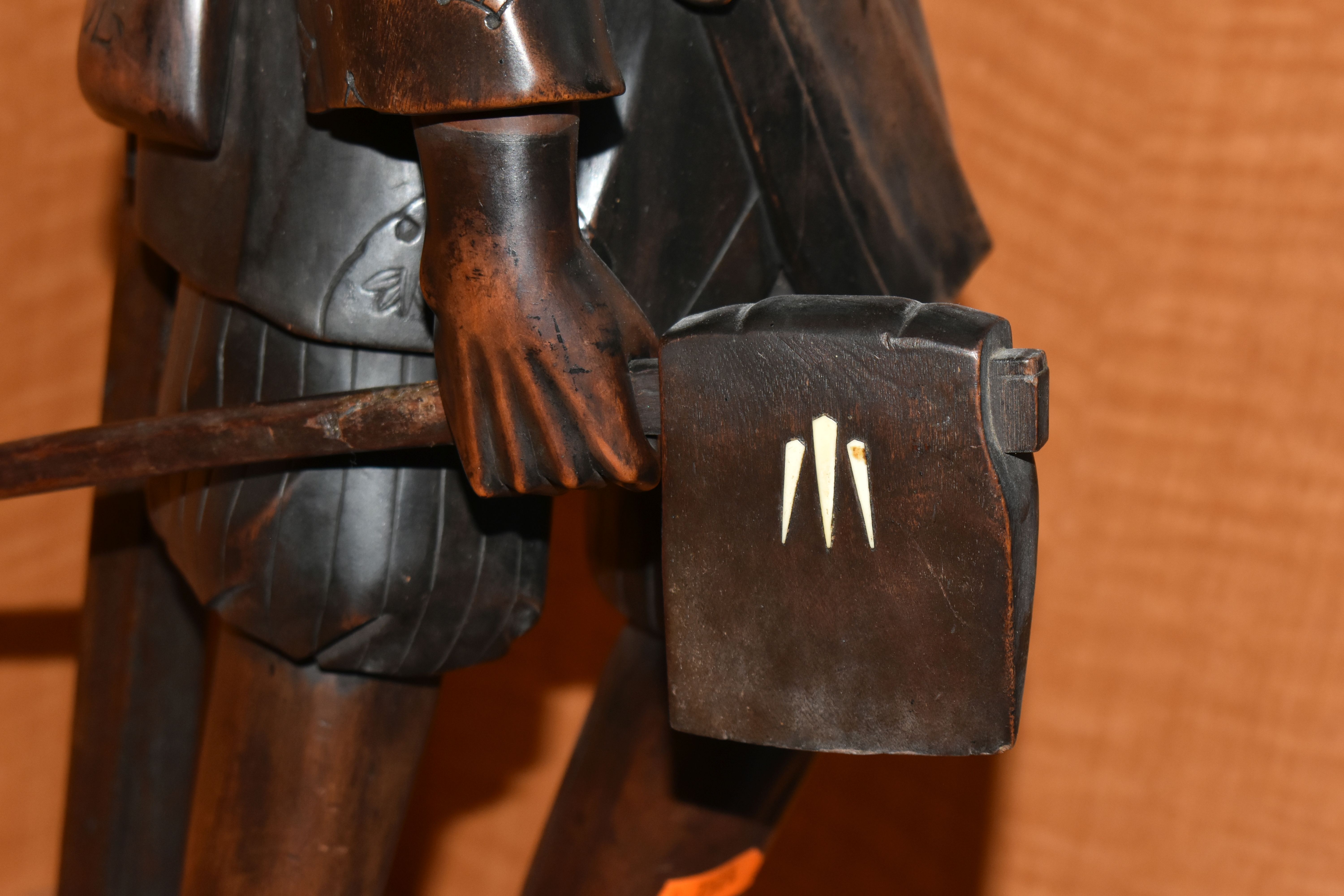 A LATE 19TH / EARLY 20TH CENTURY JAPANESE STAINED TREEN OKIMONO OF A WOODCUTTER, posed with an axe - Image 4 of 16