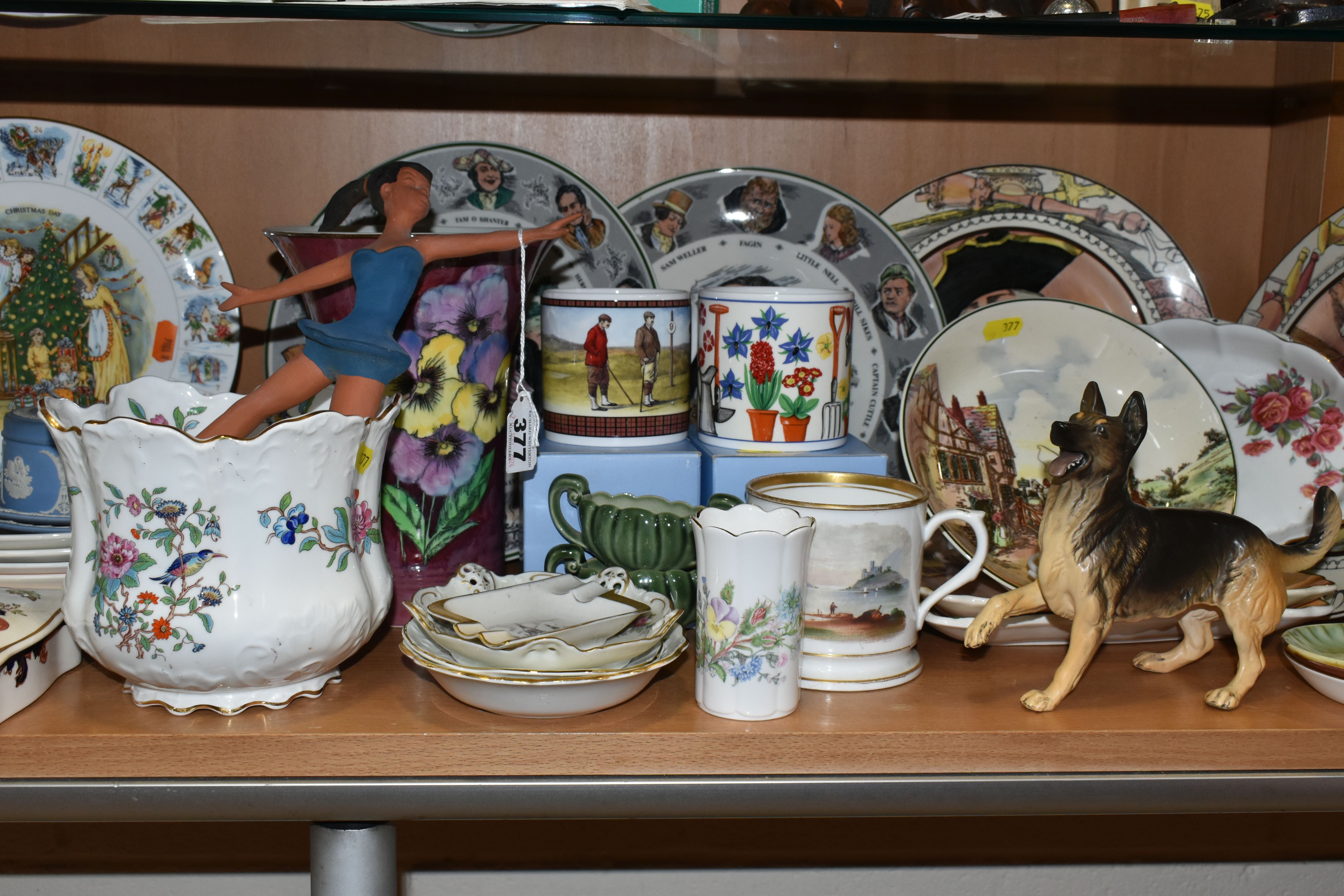 A GROUP OF NAMED CERAMICS, comprising a Royal Doulton 'Old English Coaching Scenes' dish , four