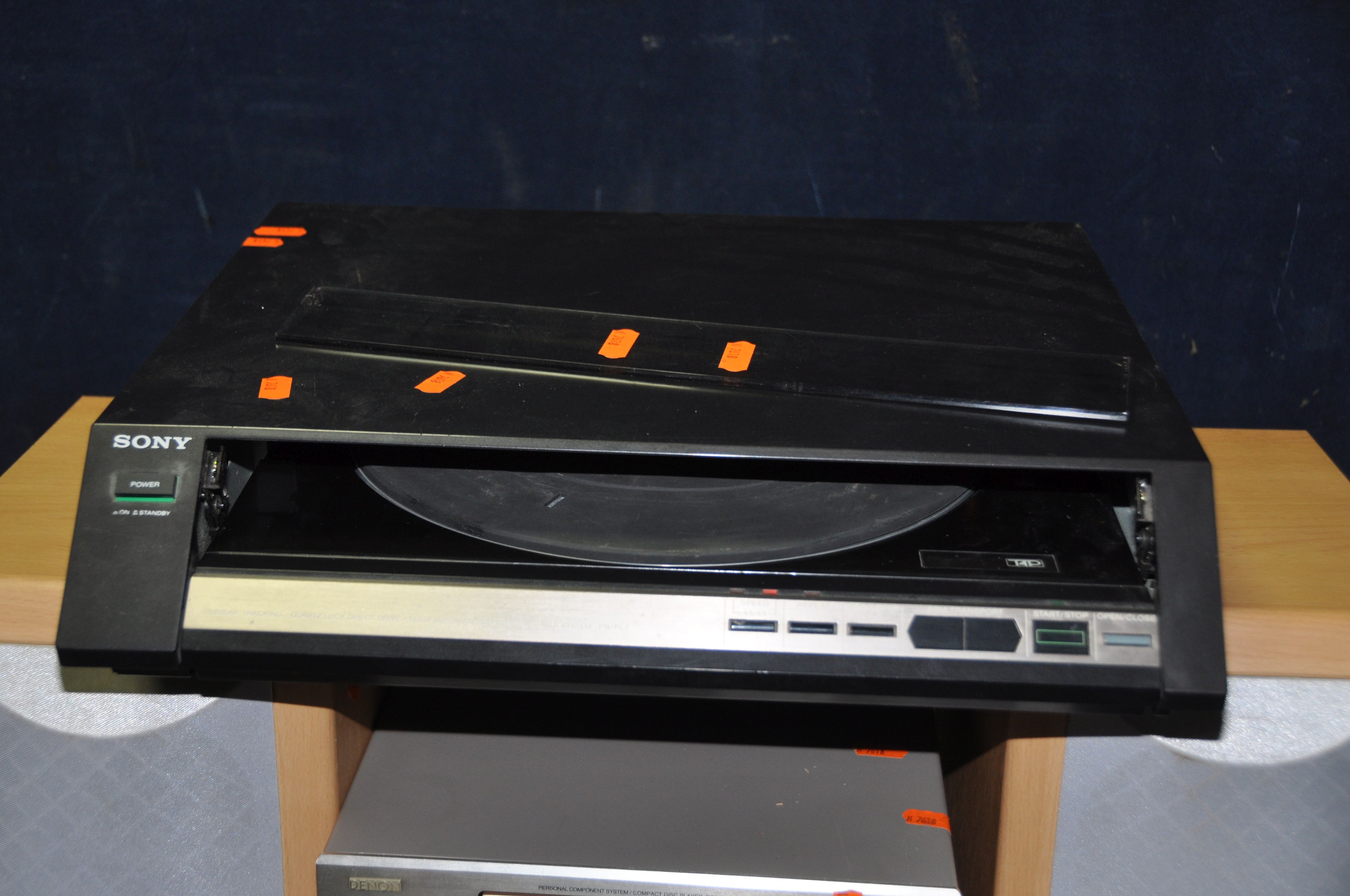A DENON AND SONY COMPONENT HI FI including a DRA-F100 Receiver Amplifier, a DCD-F100 CD player (door - Image 4 of 4