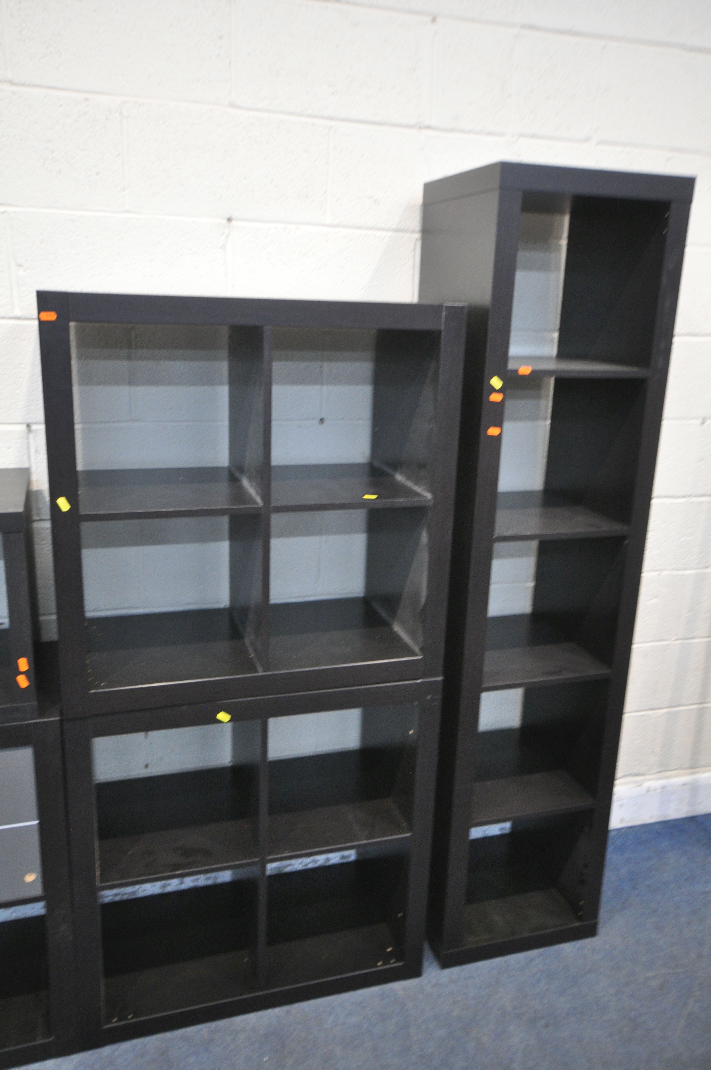 A SELECTION OF MODERN IKEA SHELVING UNITS, if various sizes, one with four drawers, largest unit - Bild 2 aus 3