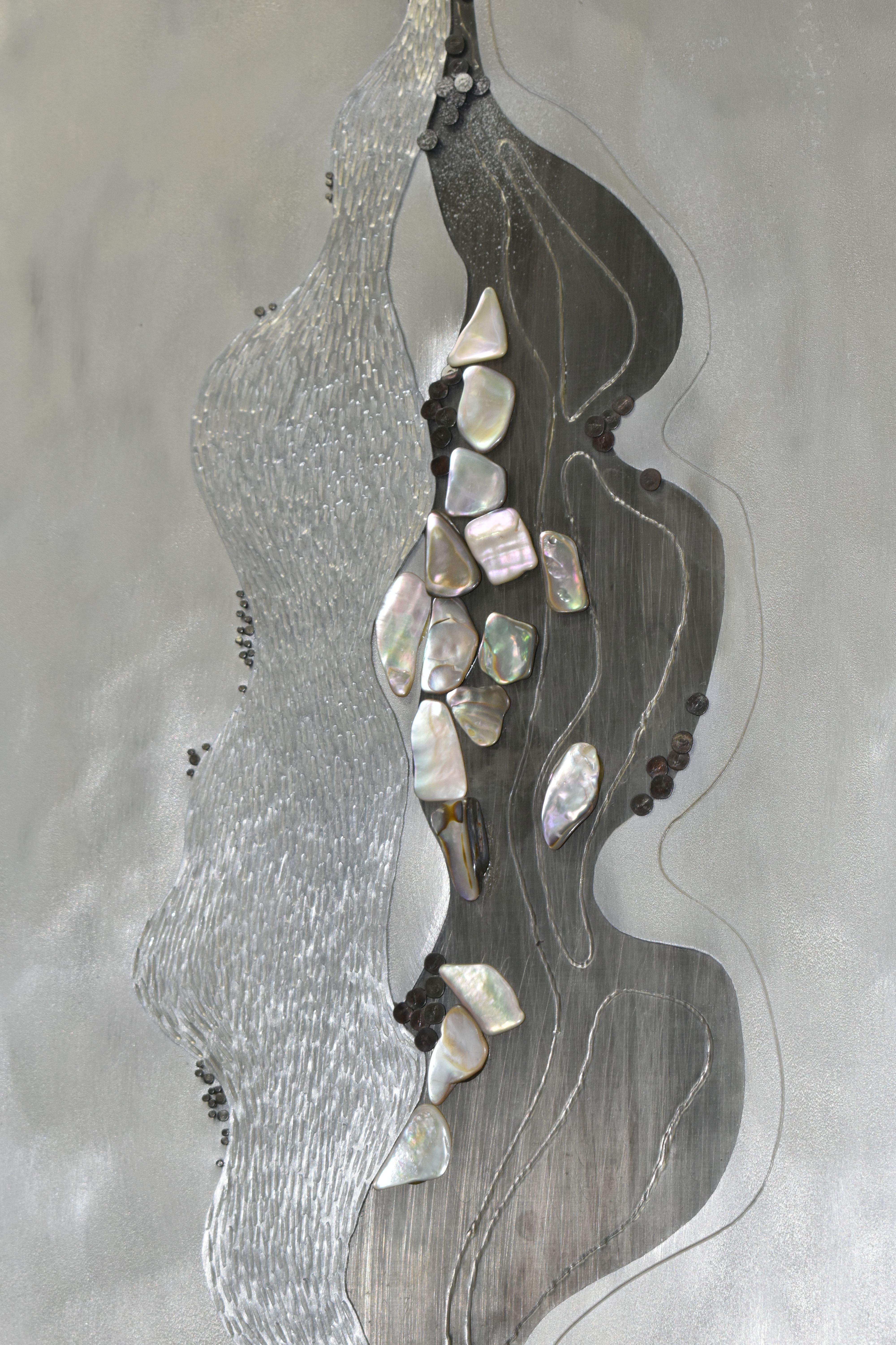 BARRY BRETTELL (CONTEMPORARY) A VINTAGE MIXED MEDIA WALL PLAQUE, the abstract design is composed - Image 2 of 4