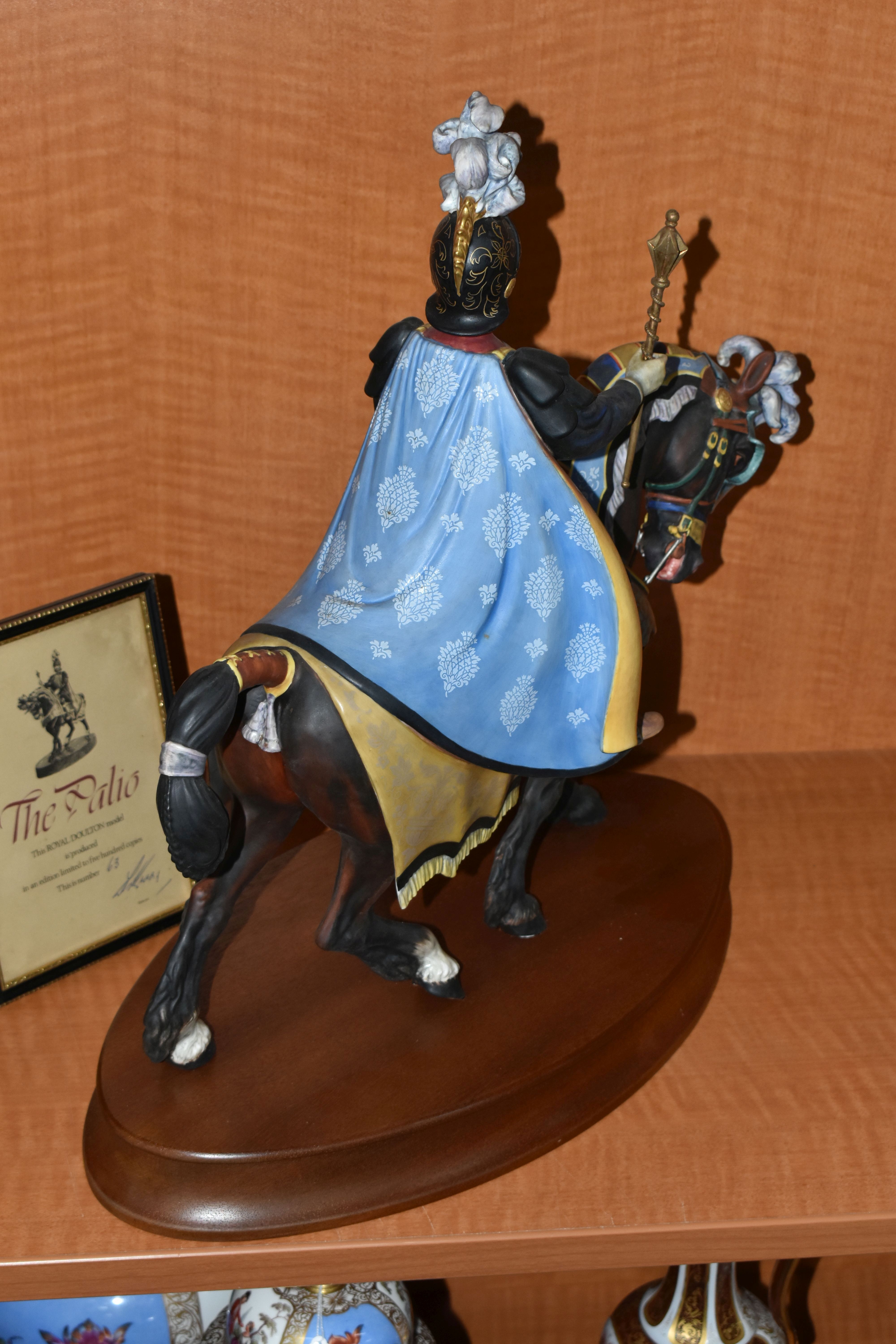 A ROYAL DOULTON LIMITED EDITION EQUESTRIAN FIGURE 'THE PALIO KNIGHT' HN2428, no.63/ 500, mounted - Image 9 of 11