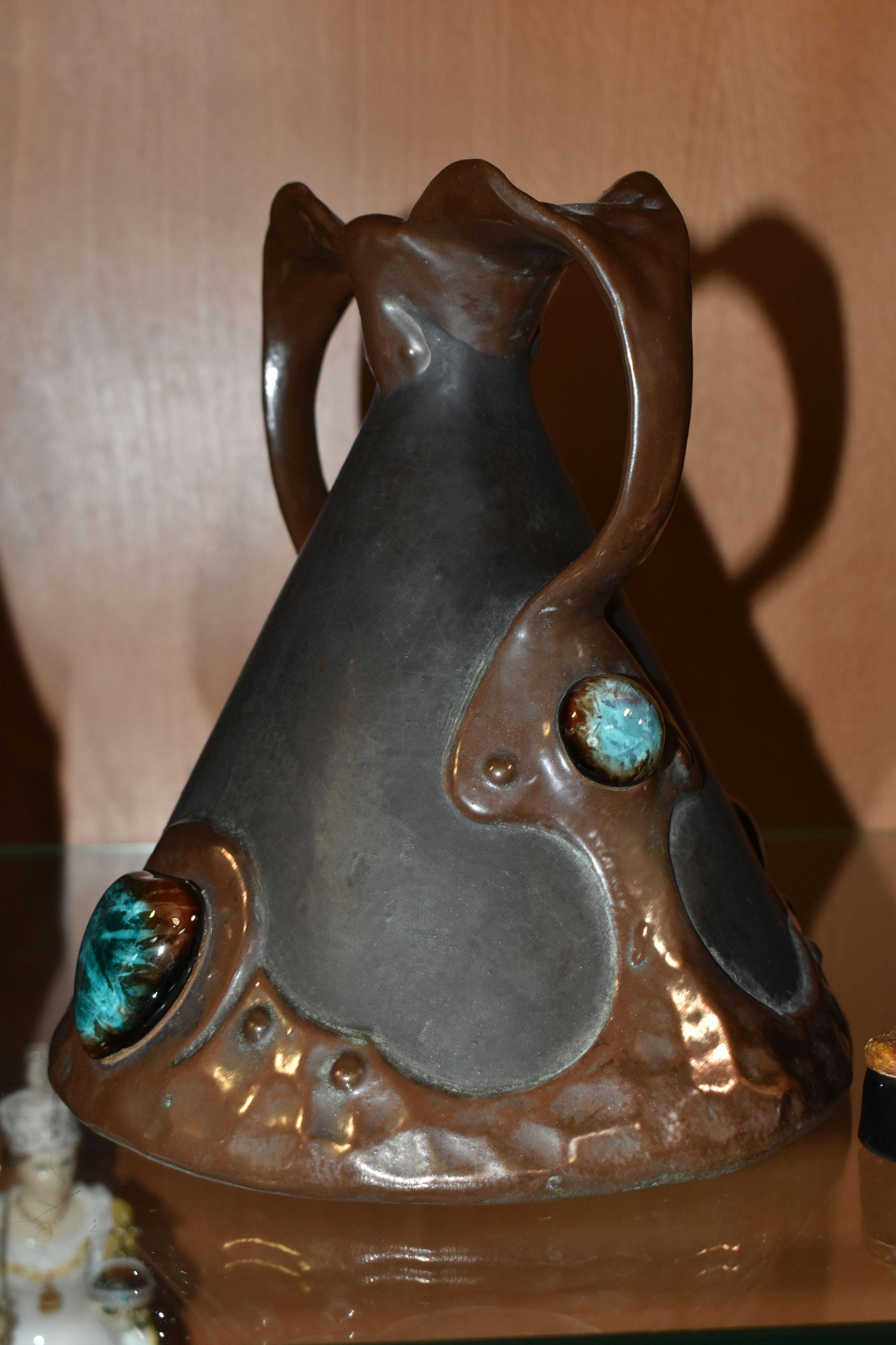 A GROUP OF ARTS & CRAFTS DESIGN BRETBY ART POTTERY, comprising a 'Copperette' conical vase, with - Image 9 of 14