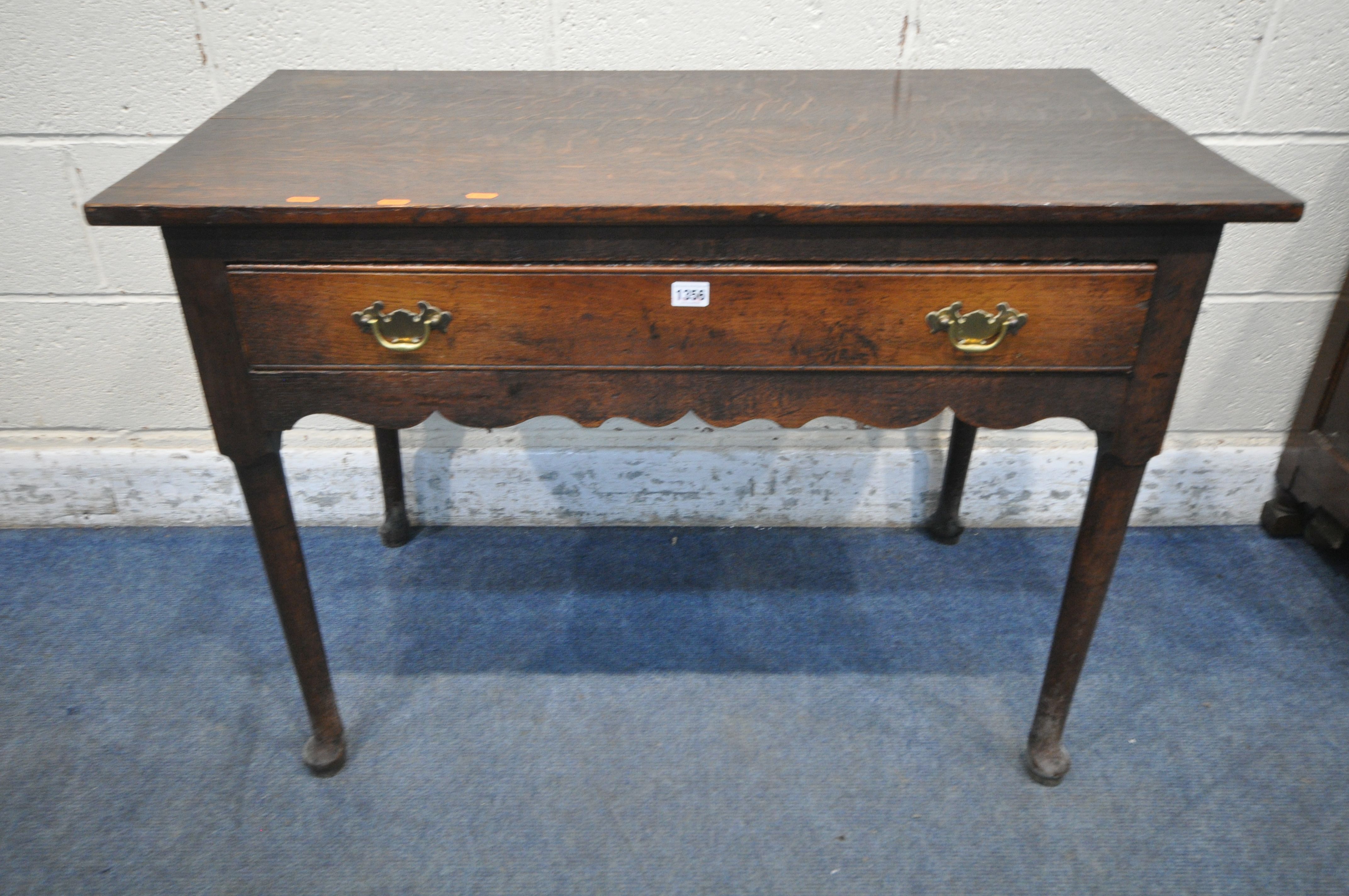 A GEORGIAN OAK SIDE TABLE, with a single frieze drawer, width 102cm x depth 54cm x height 73cm (