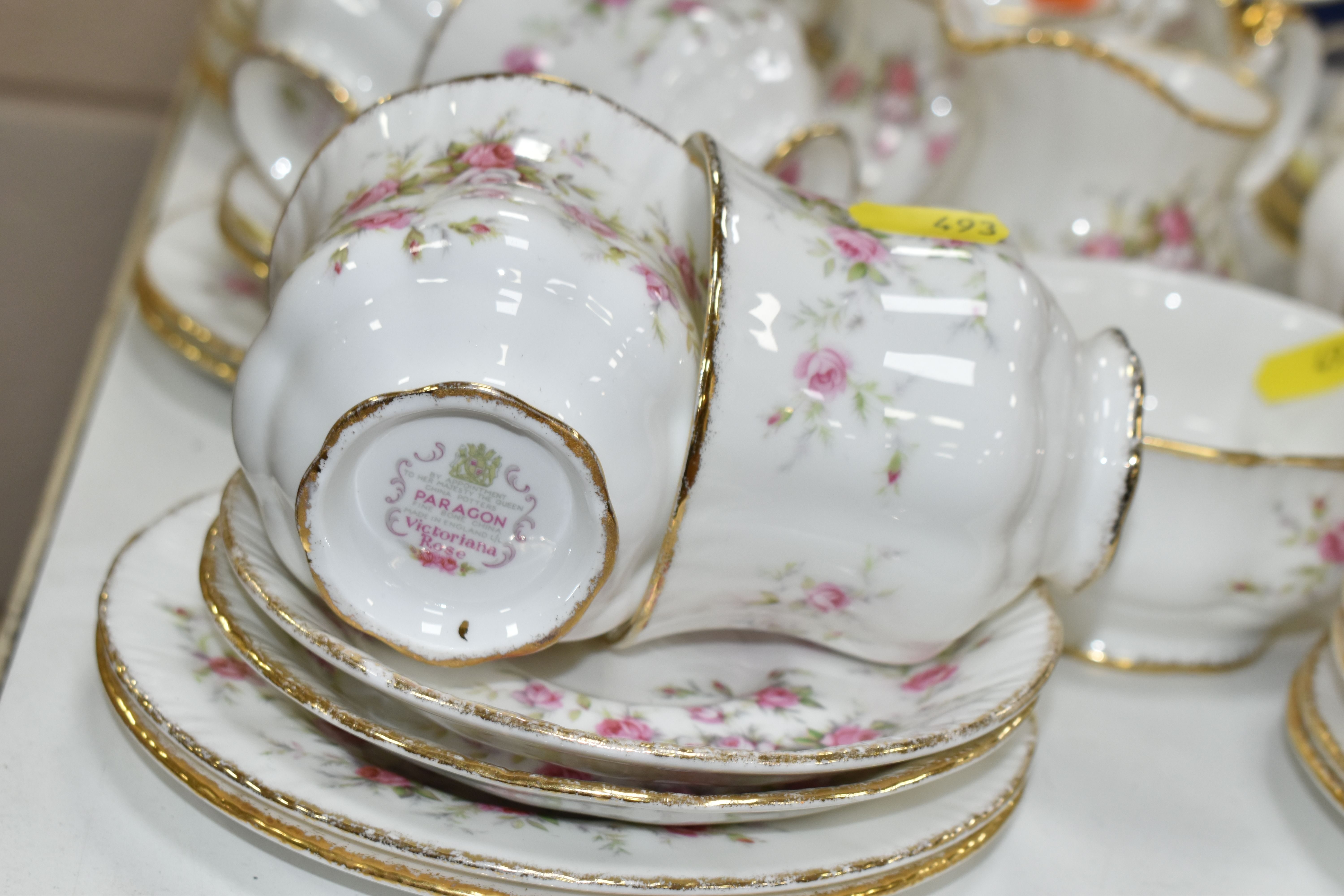 A PARAGON 'VICTORIANA ROSE' TEA SET AND SPODE 'BROMLEY' DINNER WARE, comprising a Paragon ' - Image 4 of 5