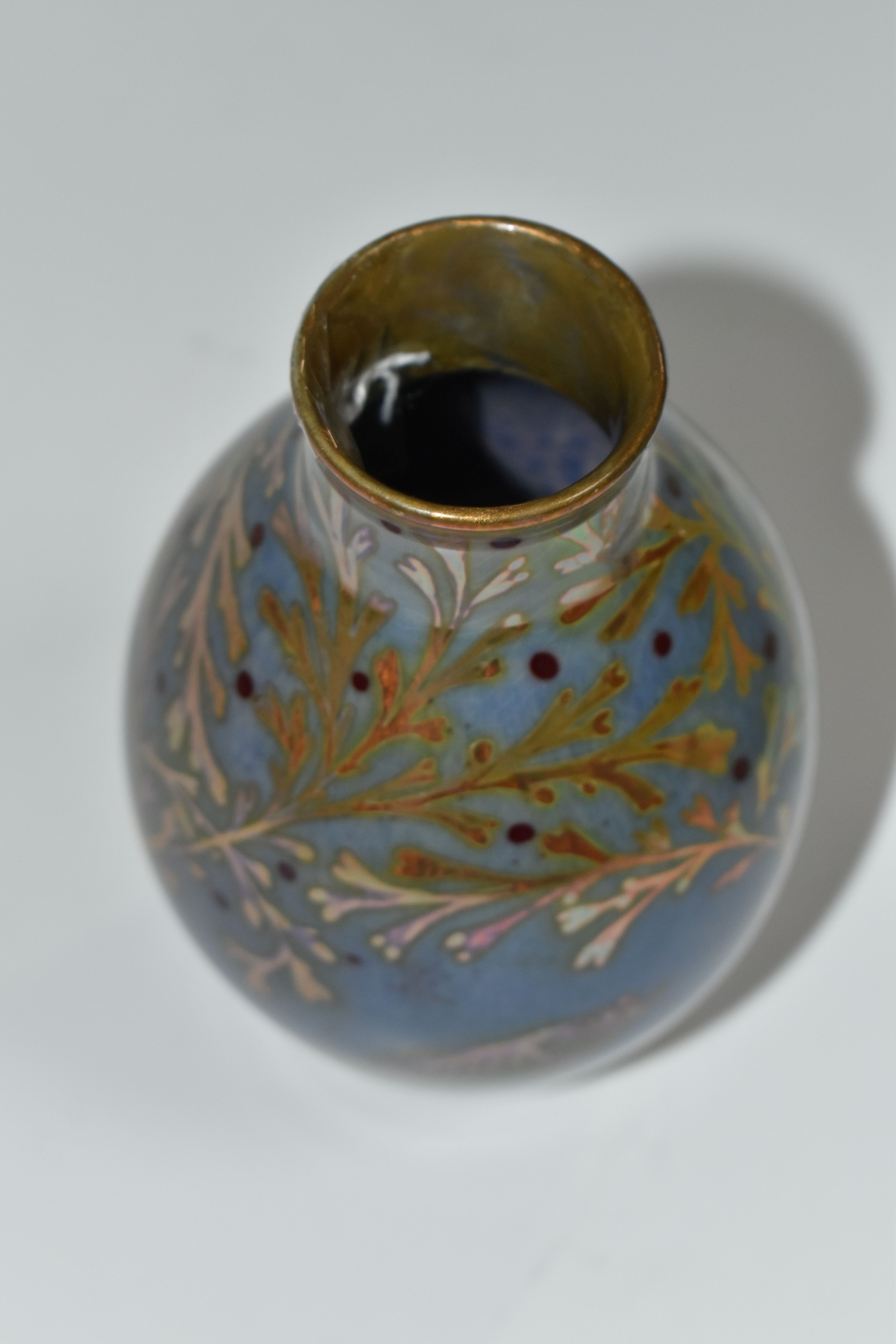 A PILKINGTON'S BALUSTER VASE, decorated with fish and pond/seaweed on a blue ground, P and B mark to - Image 4 of 5