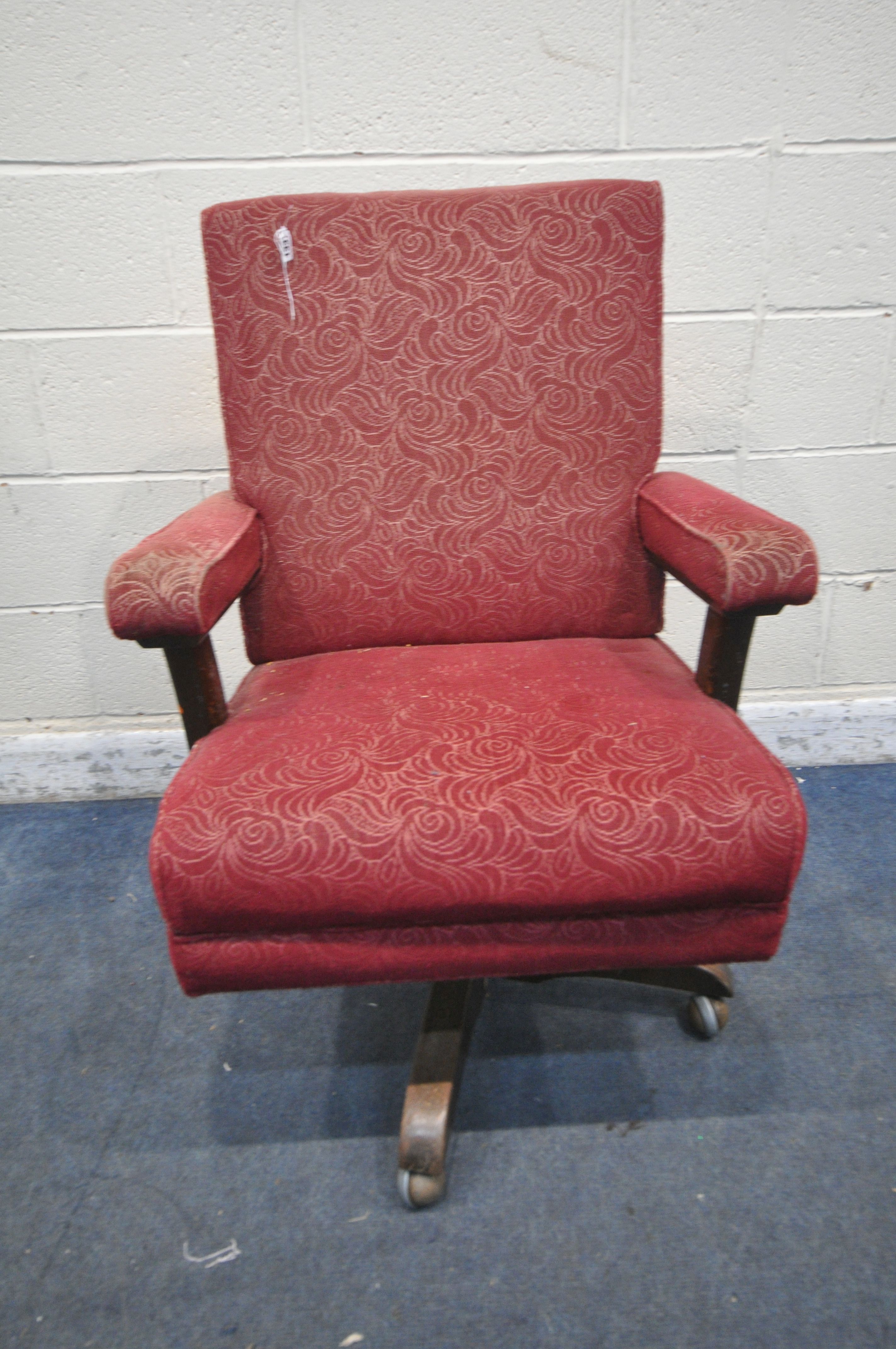 A 1940'S OAK SWIVEL CHAIR, on casters (condition report: worn fabric) - Image 3 of 3