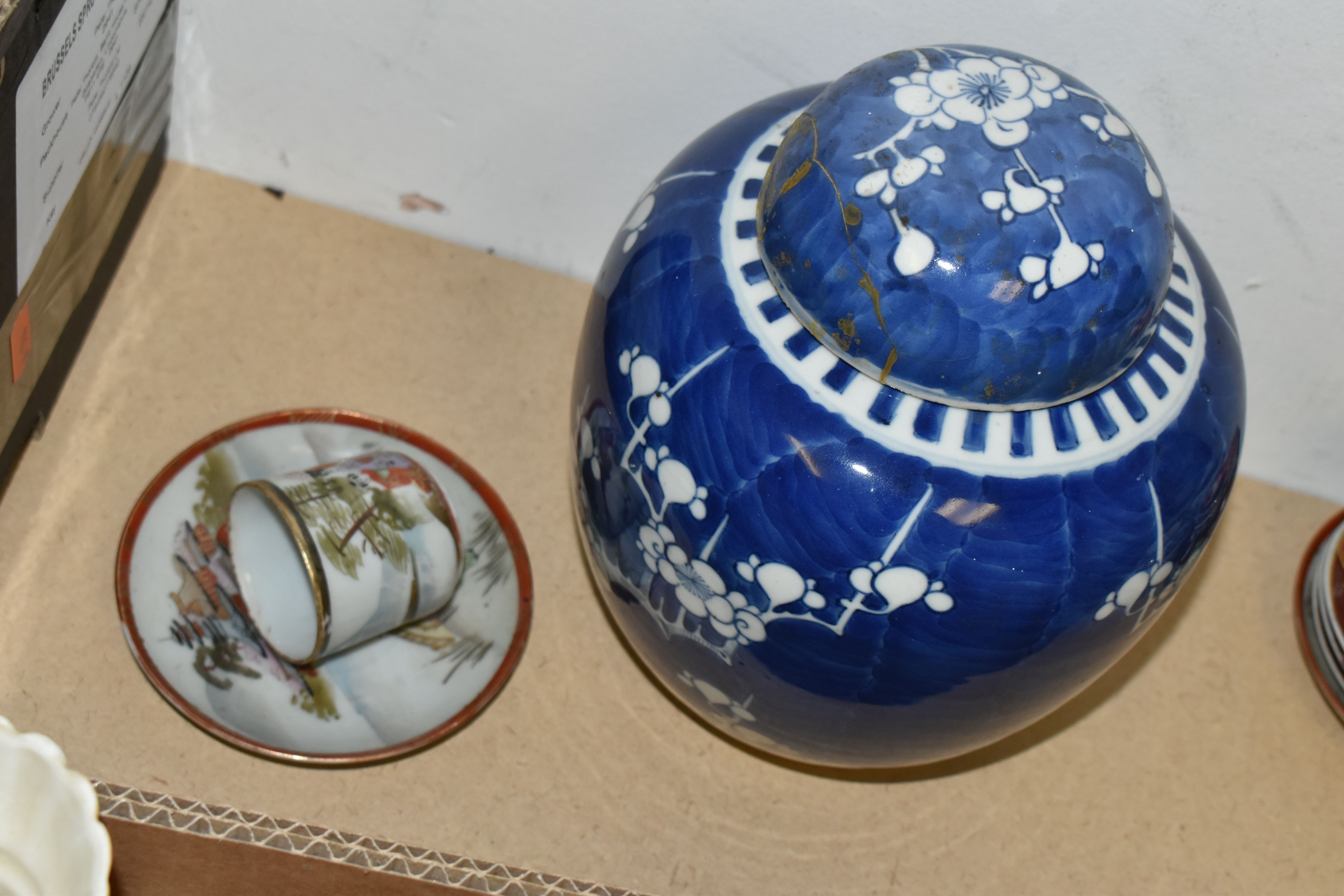 SEVEN BOXES OF CERAMIC ORNAMENTS to include a large collection of ceramic and glass ornamental - Image 3 of 10