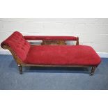 AN EDWARDIAN MAHOGANY CHAISE LONGUE, with buttoned fabric, length 172cm x depth 60cm x height