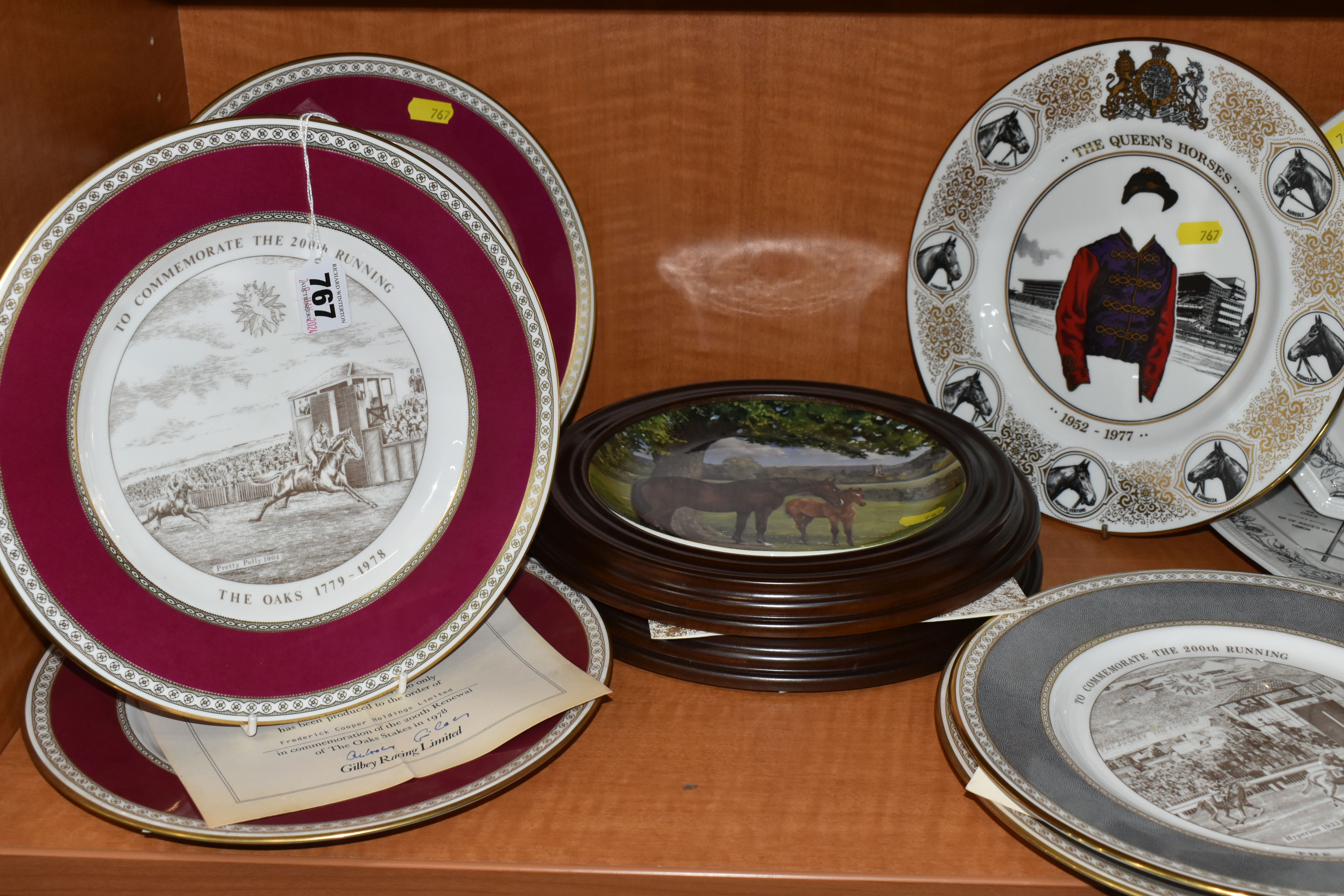 A COLLECTION OF ELEVEN EQUESTRIAN THEMED COLLECTORS PLATES, including a set of six Caverswall