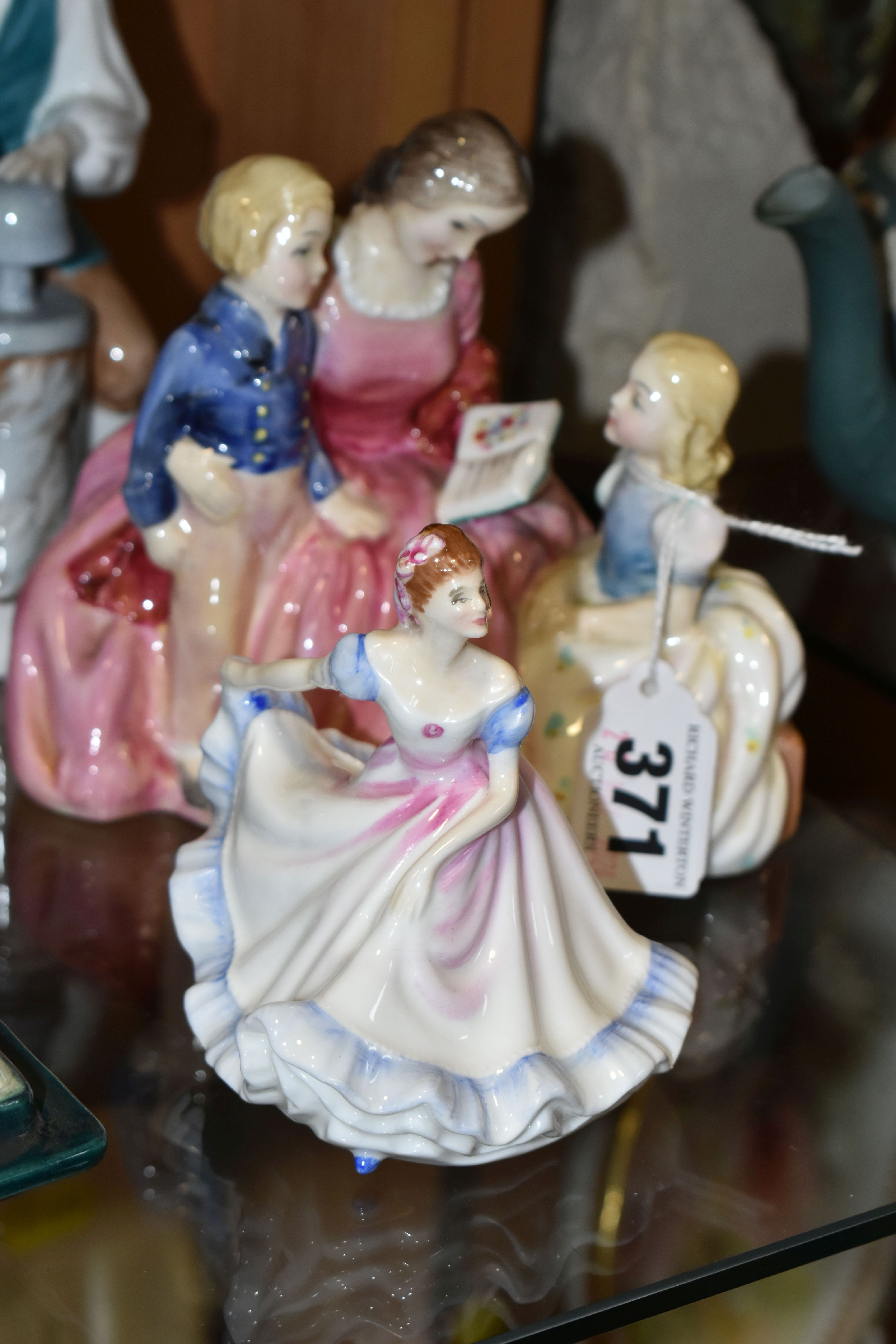 A GROUP OF THREE ROYAL DOULTON FIGURES, comprising 'Bedtime' HN2059 figural group (cracked base), ' - Image 2 of 5
