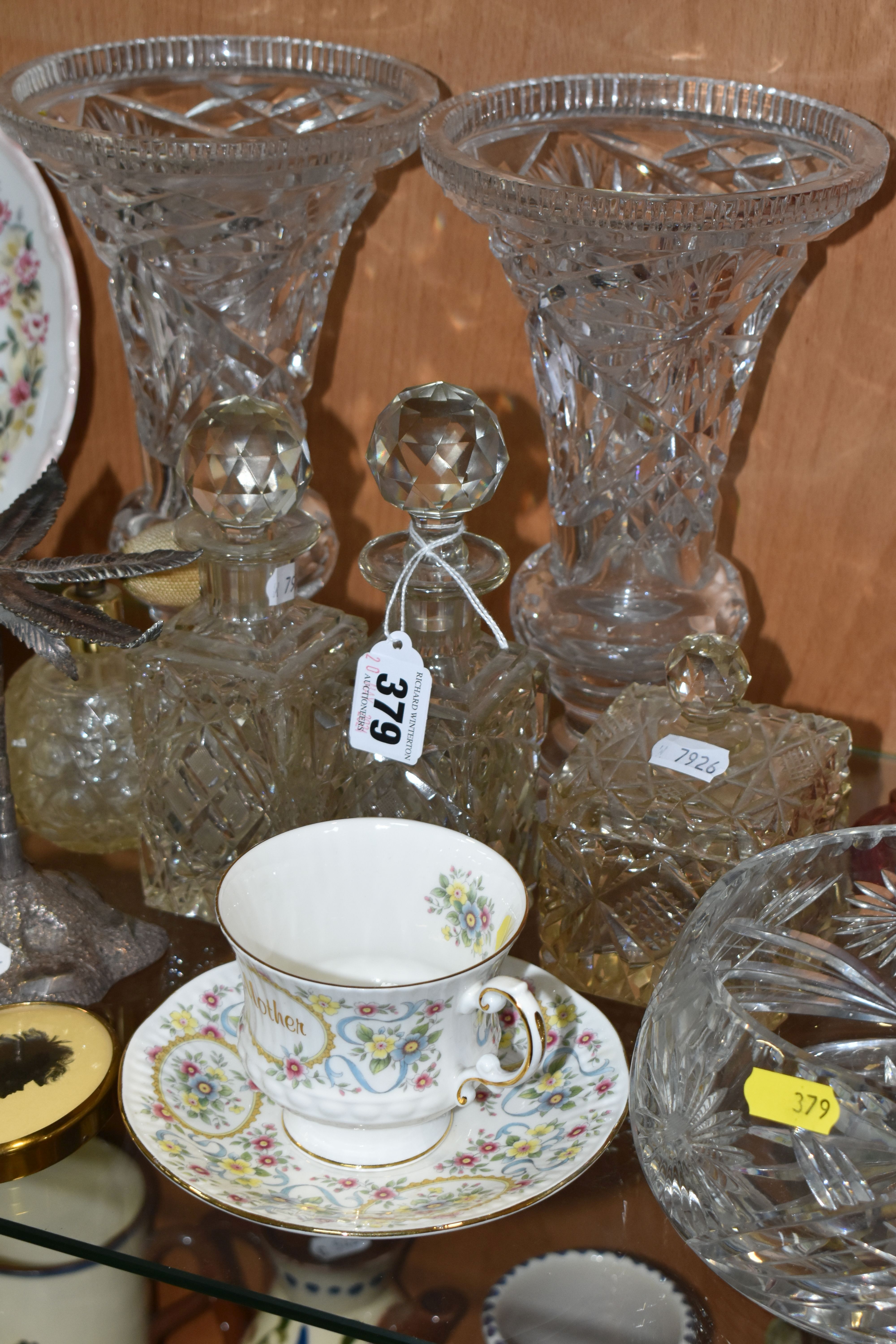 A GROUP OF VICTORIAN CUT CRYSTAL AND CERAMICS, to include a Royal Albert 'Memories' pattern tennis - Image 3 of 10