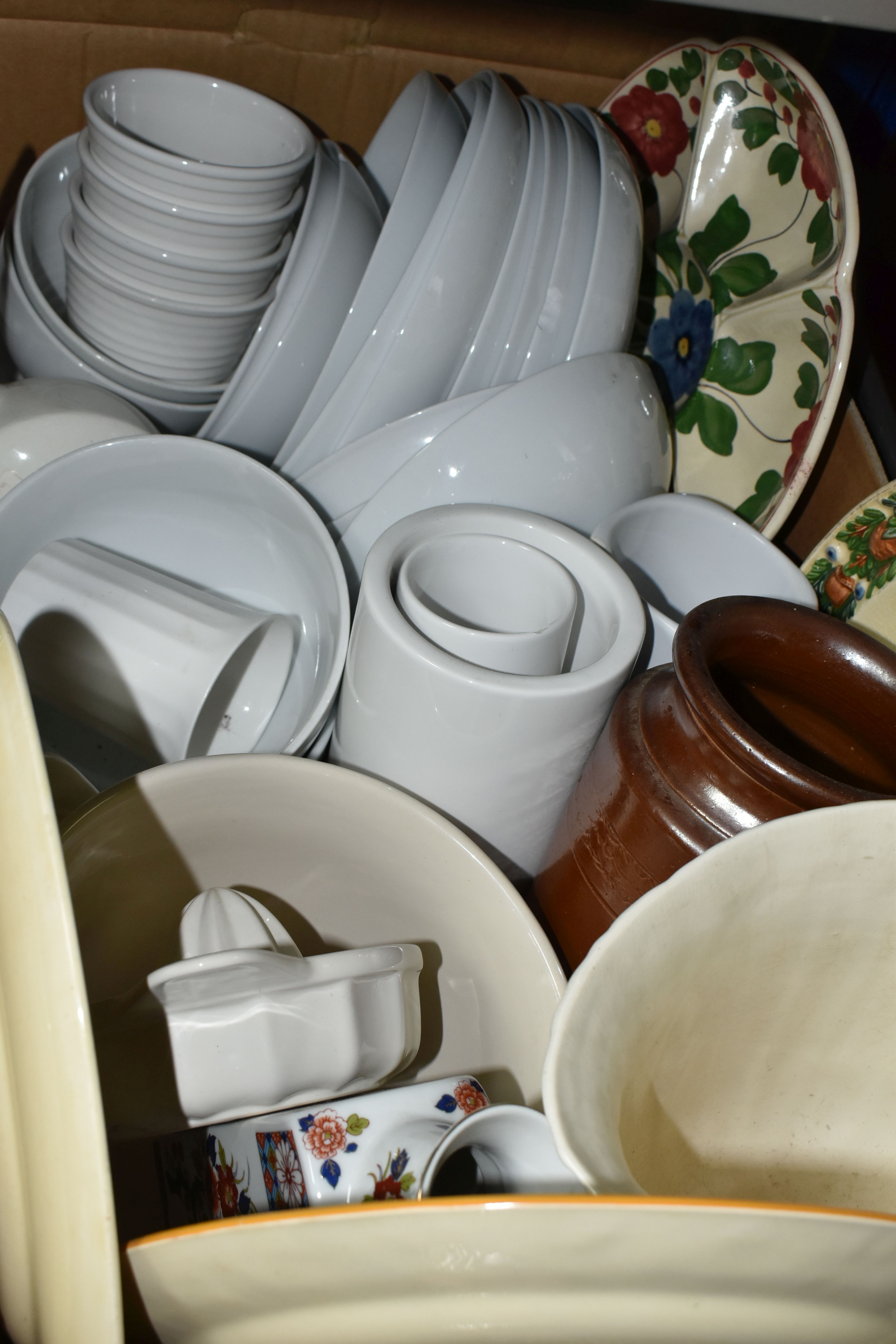 FIVE BOXES AND LOOSE CERAMICS AND GLASSWARE, to include a quantity of Kilner jars, Booths covered - Image 4 of 9