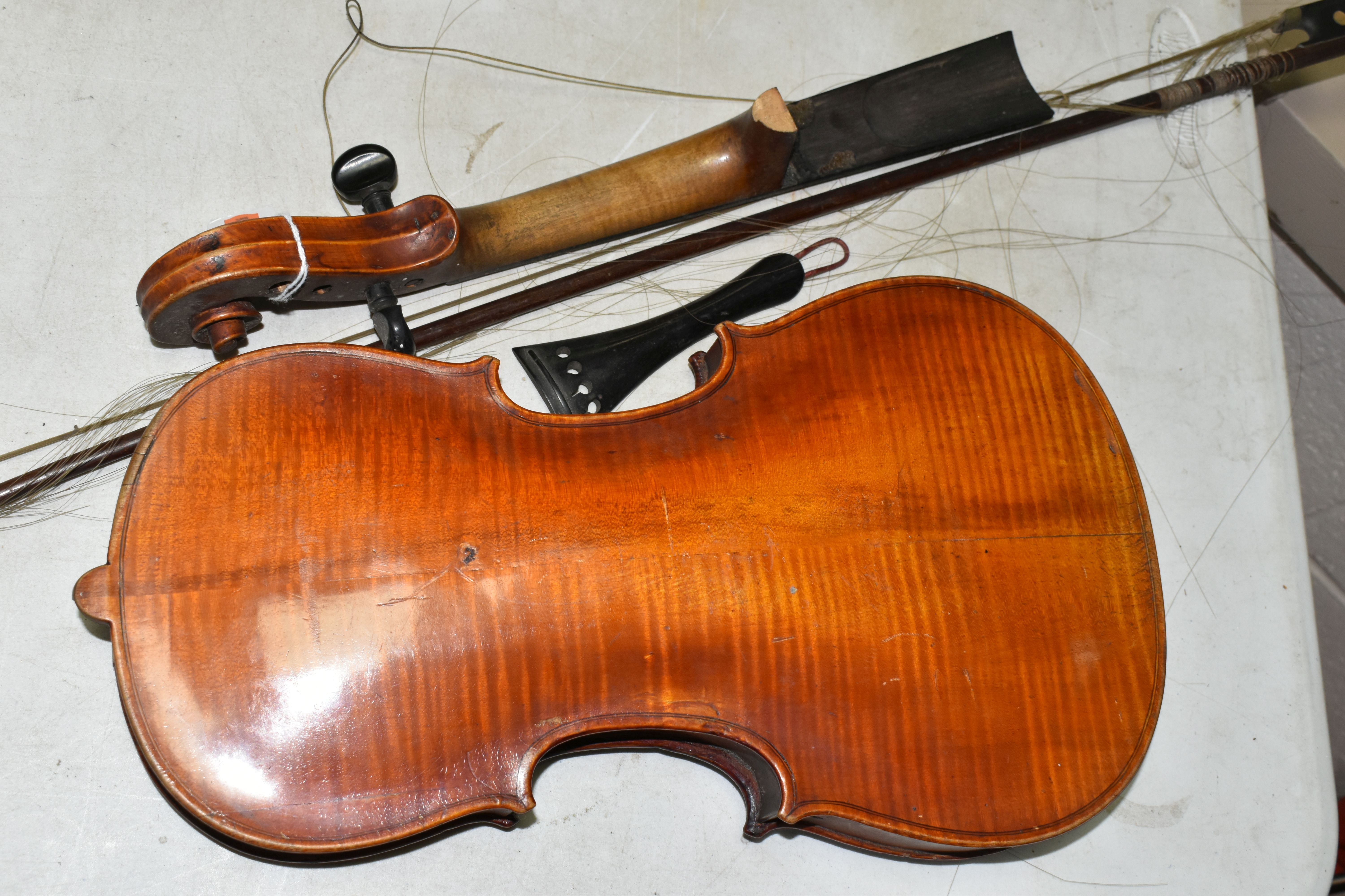 A VIOLIN IN NEED OF ATTENTION, two piece back, no visible maker's label but bears a label reading ' - Bild 5 aus 5