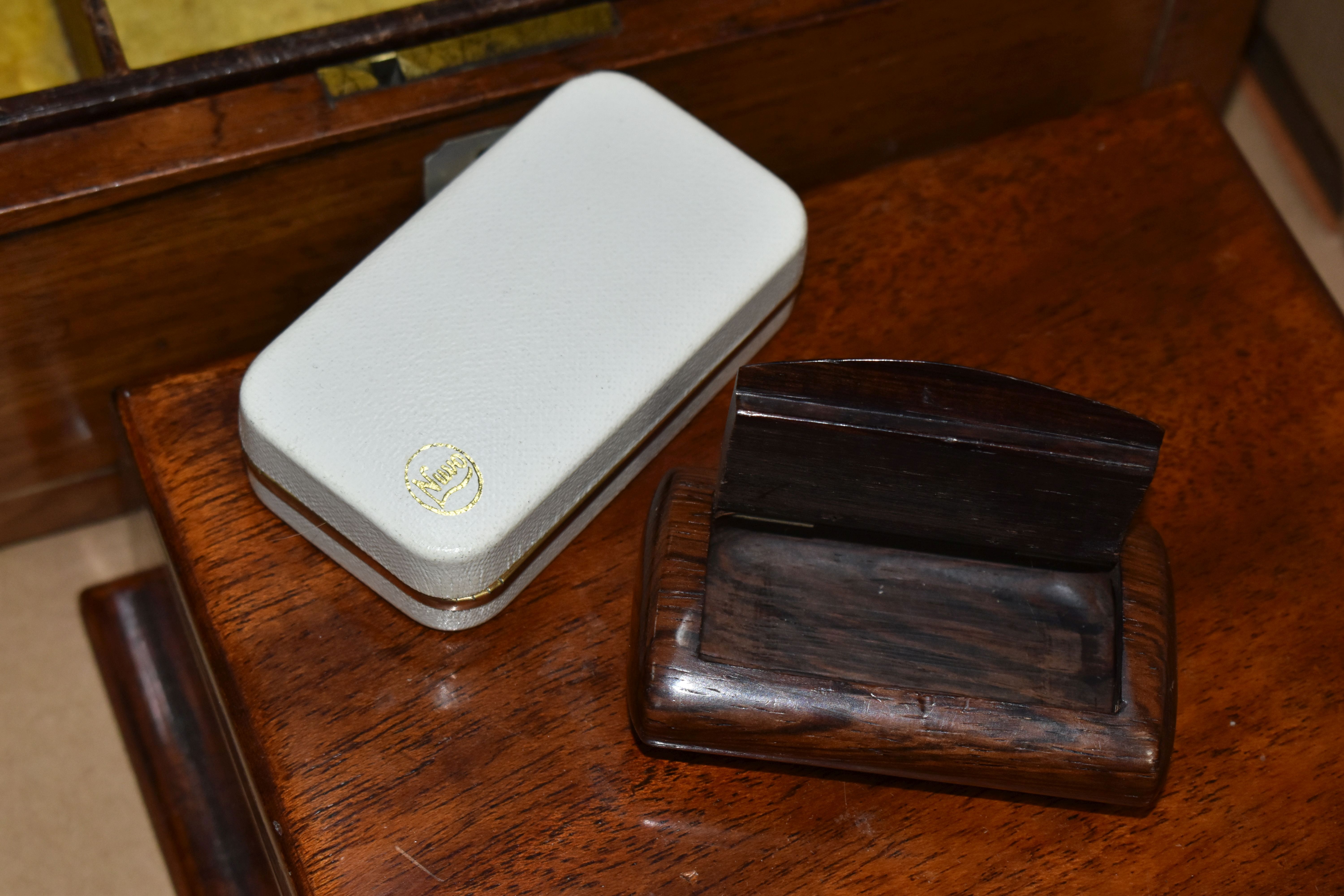 ONE BOX OF WOODEN BOXES, A REGENCY PERIOD TEA CADDY IN SARCOPHOGUS STYLE, AND SEWING BOXES, ETC, - Image 14 of 14