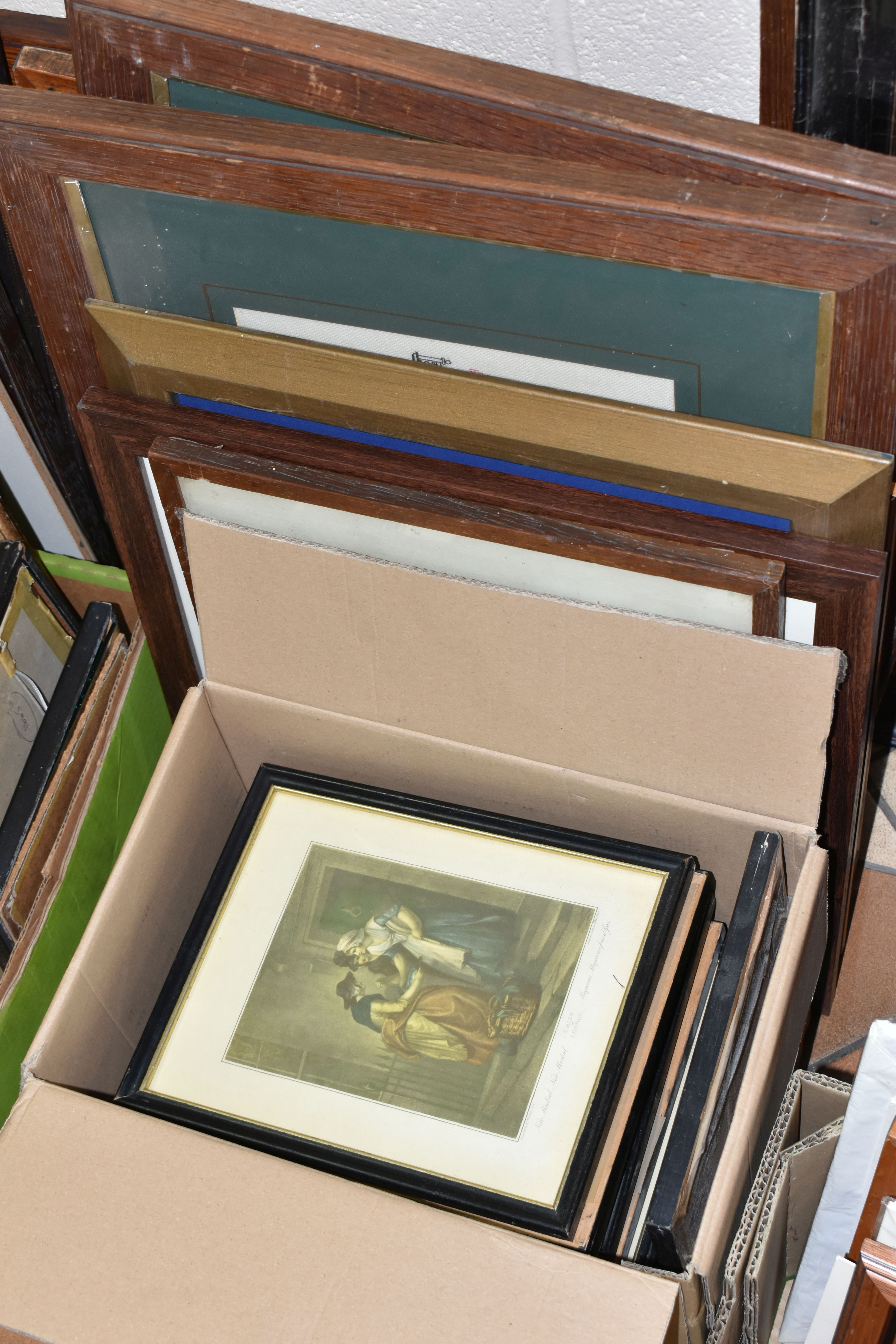 A QUANTITY OF PICTURES AND PRINTS ETC, to include framed illustrations of botanical subjects, scenes - Bild 4 aus 5