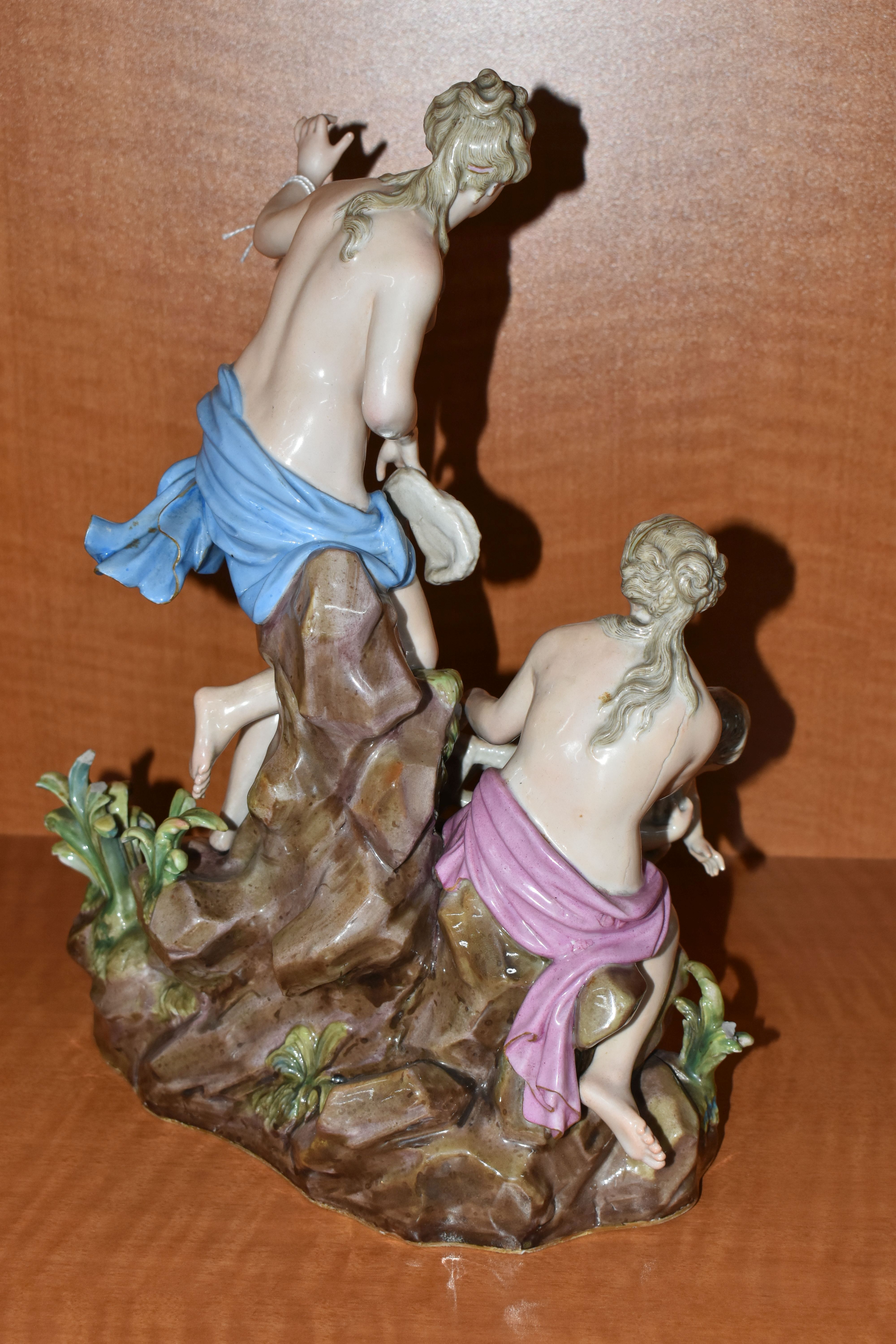 A 19TH CENTURY MEISSEN PORCELAIN FIGURE GROUP 'CAPTURE OF THE TRITONS', originally modelled by J J - Image 6 of 10