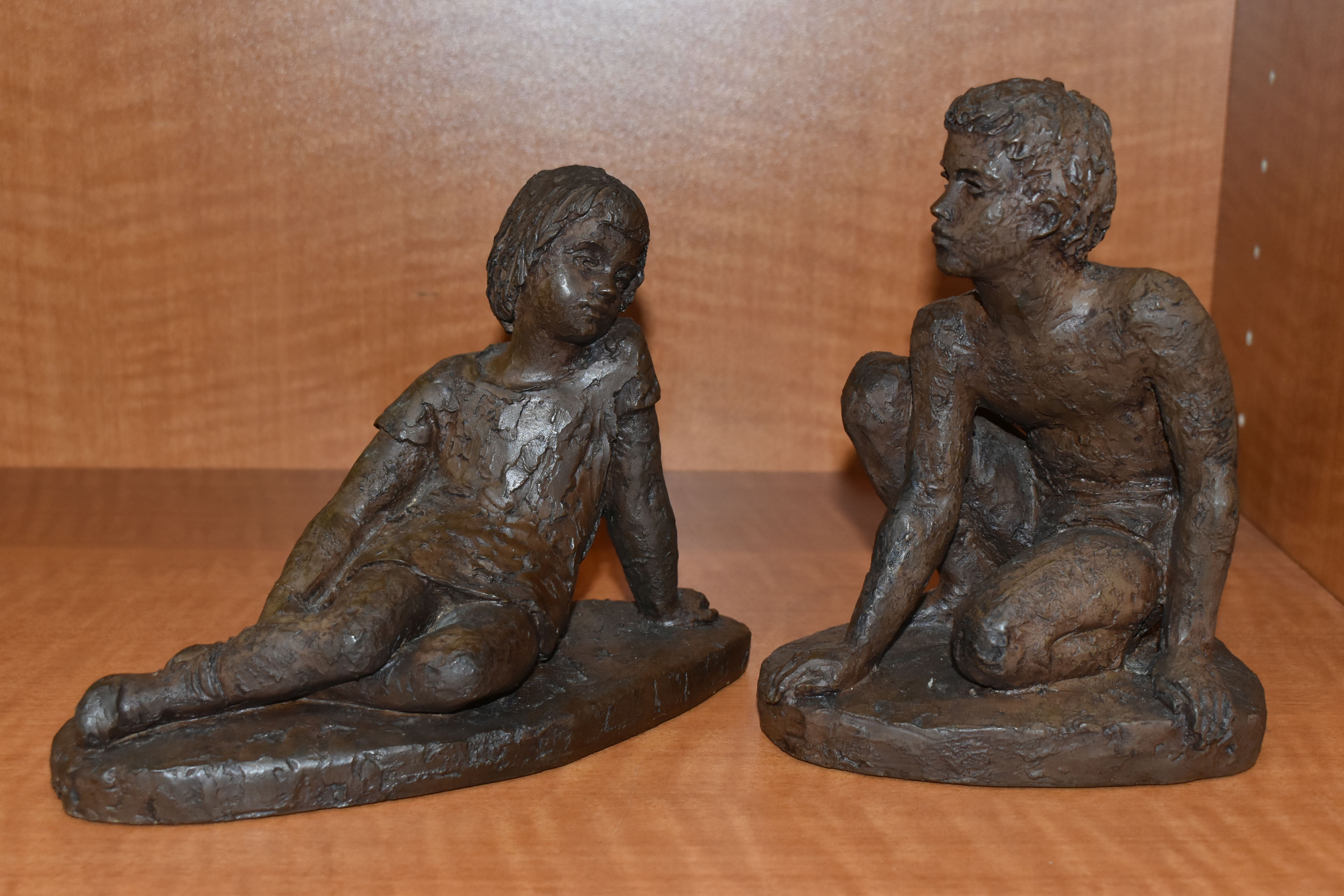 A BRONZED RESIN MODEL OF A SCANTILY CLAD SEATED CLASSICAL FEMALE AND TWO KARIN JONZEN BRONZED - Bild 14 aus 15