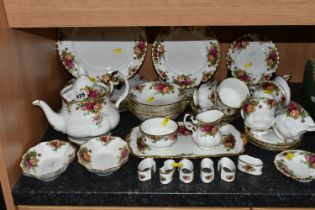 A LARGE QUANTITY OF ROYAL WORCESTER 'OLD COUNTRY ROSES' PATTERN TEAWARE, comprising one teapot,