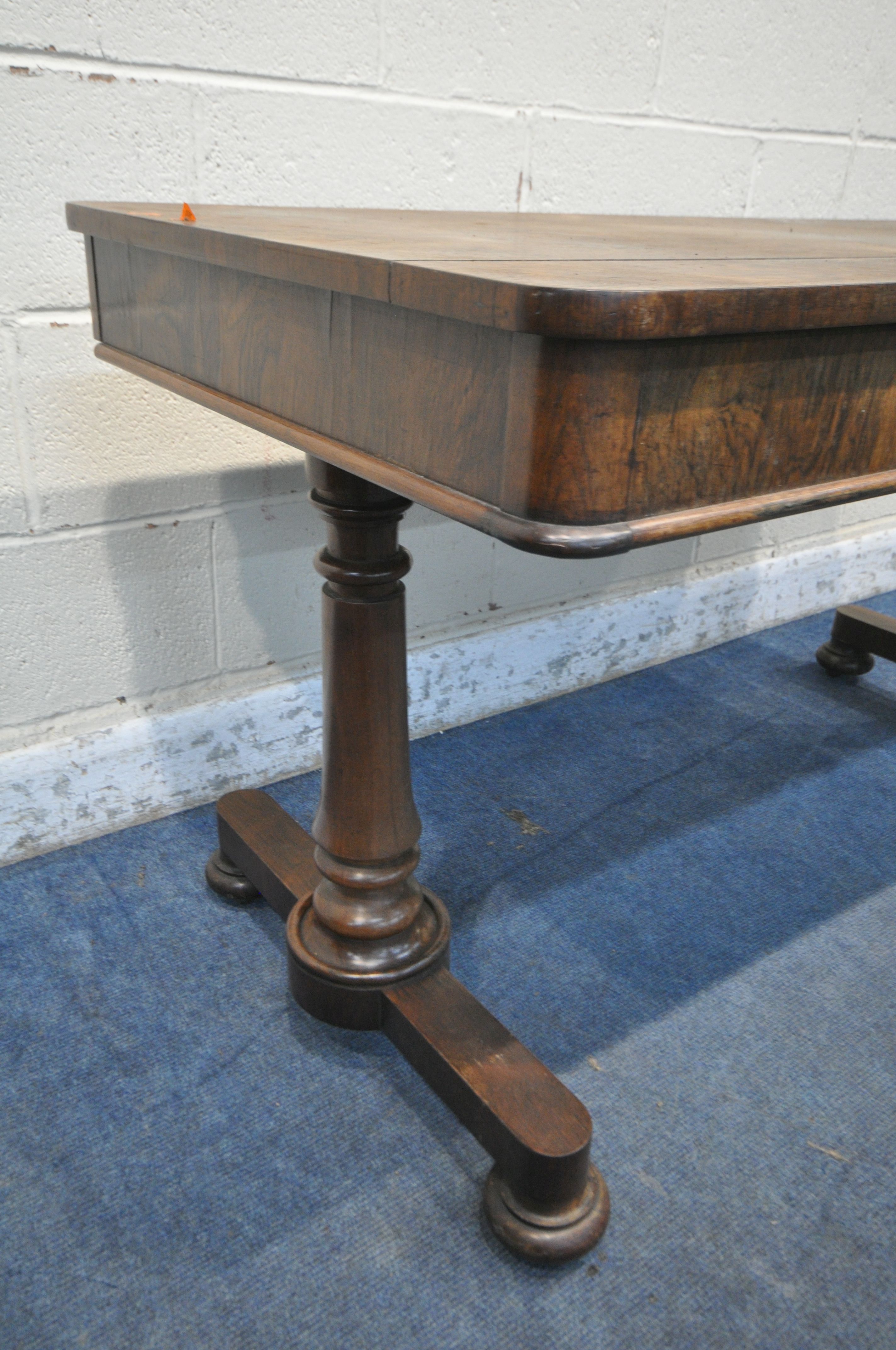 A WILLIAM IV ROSEWOOD LIBRARY TABLE, with two drawers, on twin cylindrical tapered legs, on flat bun - Image 4 of 5