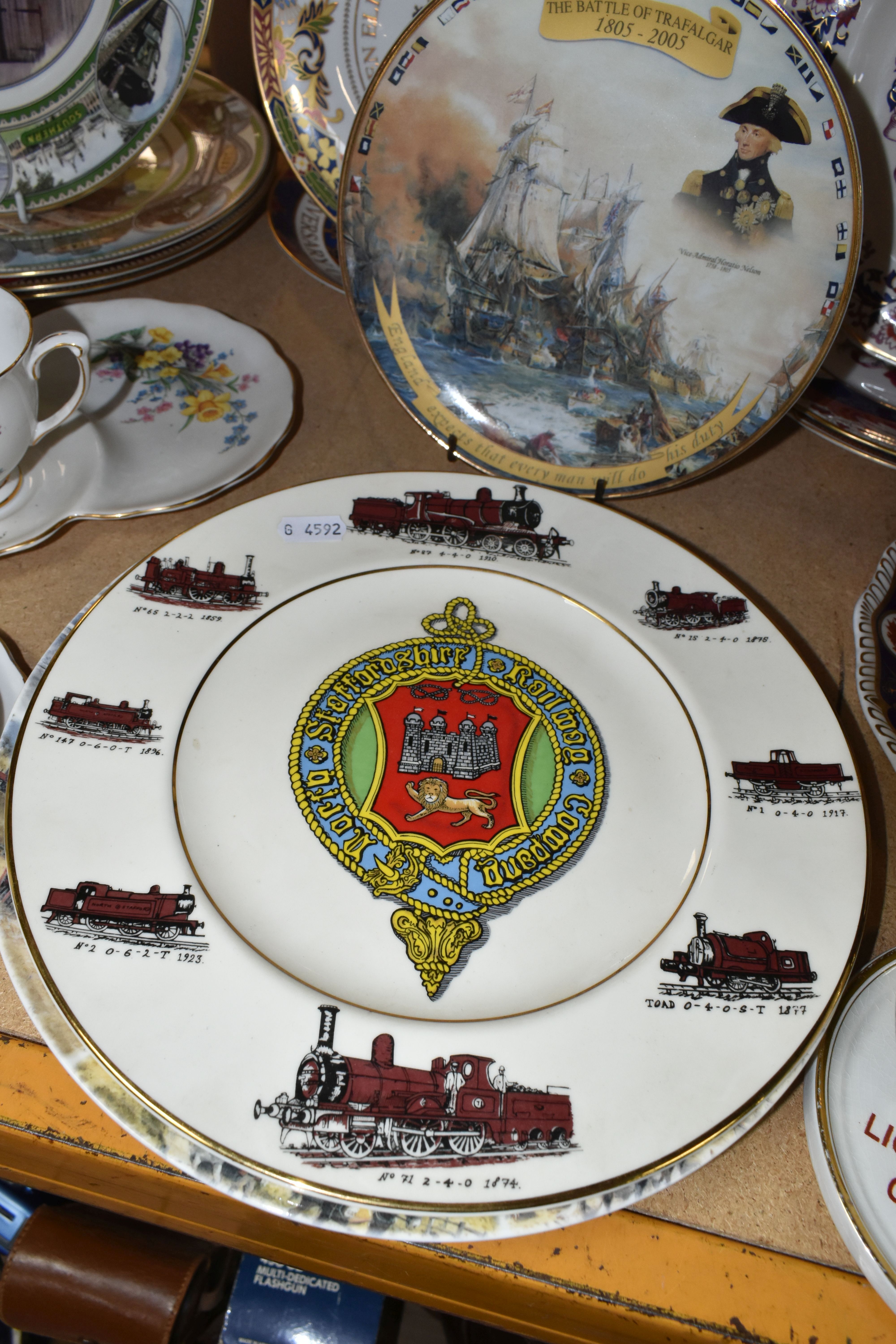 A GROUP OF CERAMICS AND METAL WARE, to include two Minton 'Bass & Co's Light Export Ale on - Image 6 of 9