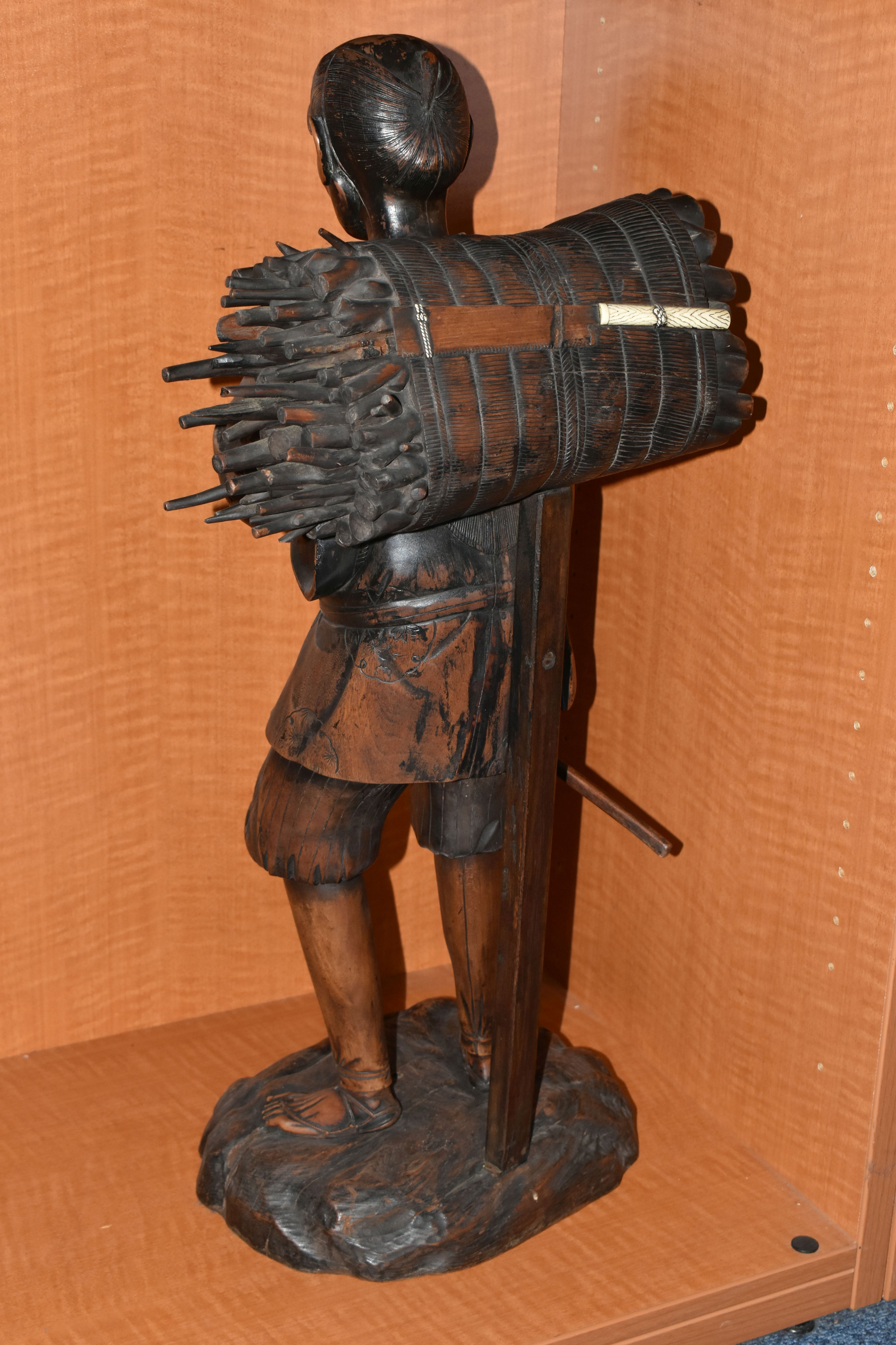 A LATE 19TH / EARLY 20TH CENTURY JAPANESE STAINED TREEN OKIMONO OF A WOODCUTTER, posed with an axe - Image 11 of 16