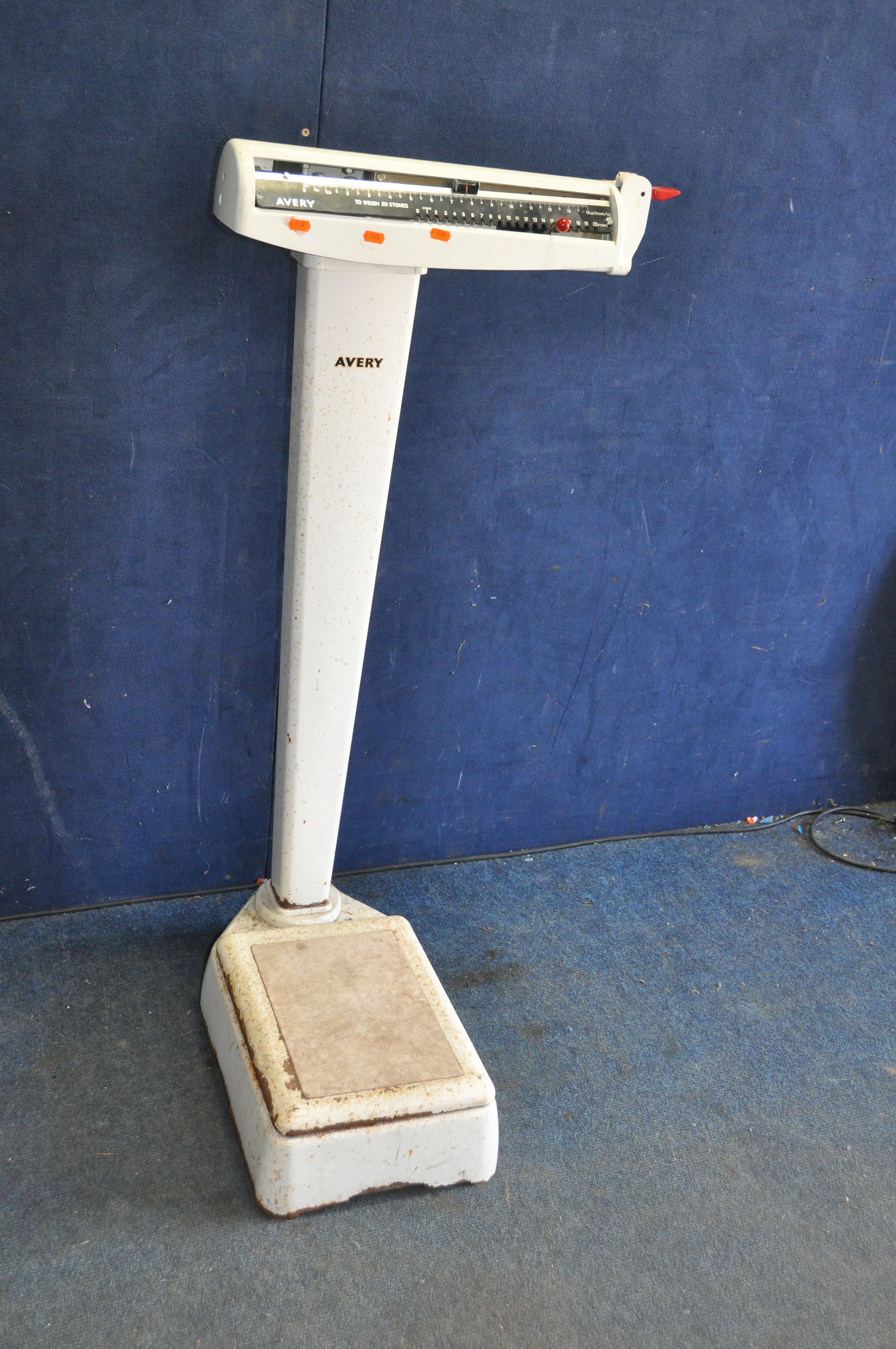 A SET OF MID CENTURY AVERY MEDICAL SCALES, badged Type 3306 ABV height 117cm (condition report,