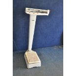 A SET OF MID CENTURY AVERY MEDICAL SCALES, badged Type 3306 ABV height 117cm (condition report,