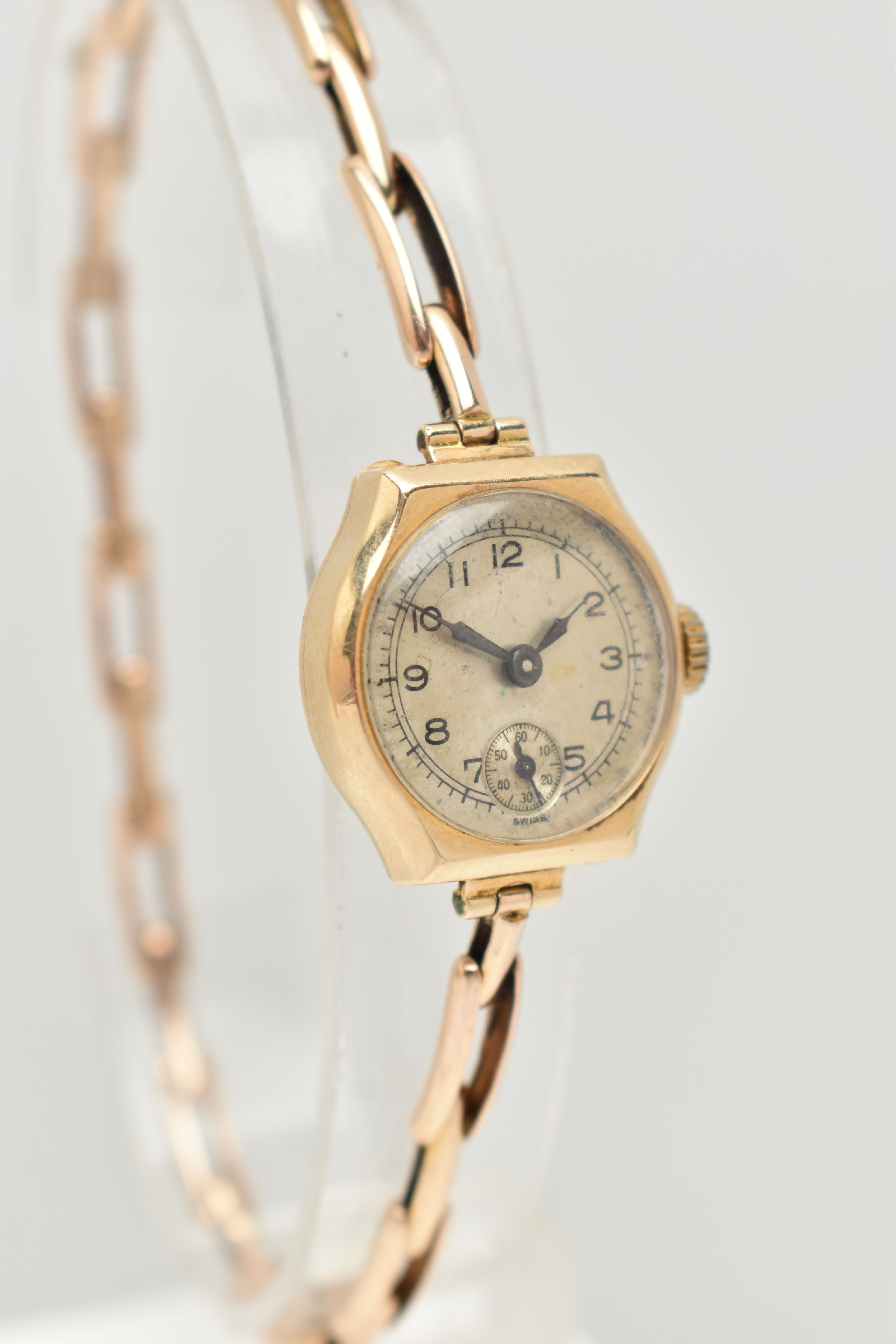 A 1920S LADIES 9CT GOLD WRISTWATCH, manual wind, round silvered dial, Arabic numerals, blue steel - Image 3 of 6