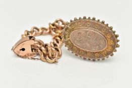 A SMALL ASSORTMENT OF JEWELLERY, to include a curb link chain with etched detail to the links,