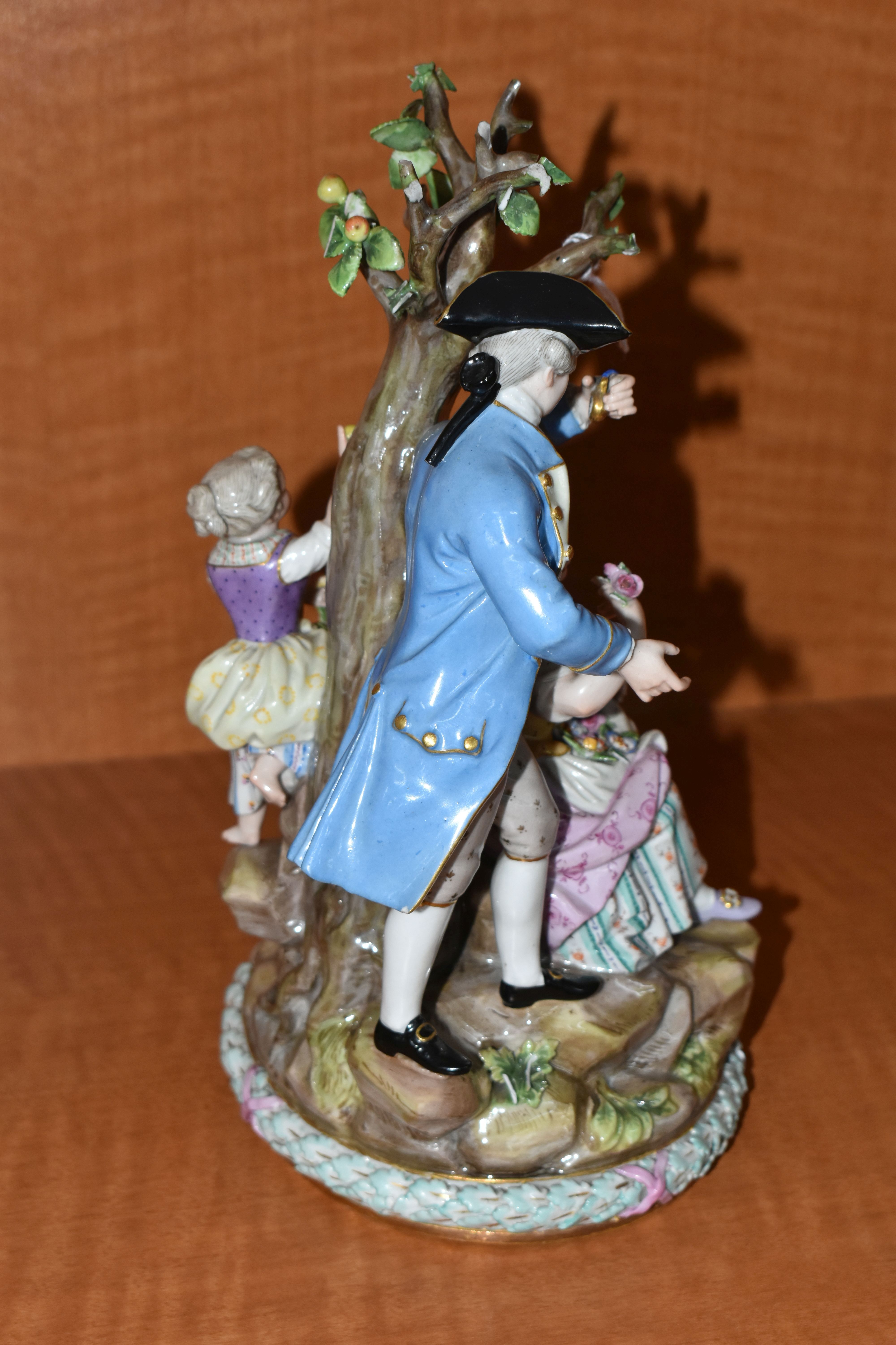 A LATE 19TH CENTURY MEISSEN PORCELAIN FIGURE GROUP OF A COURTING COUPLE BENEATH A TREE WITH FLOWERS, - Image 5 of 10