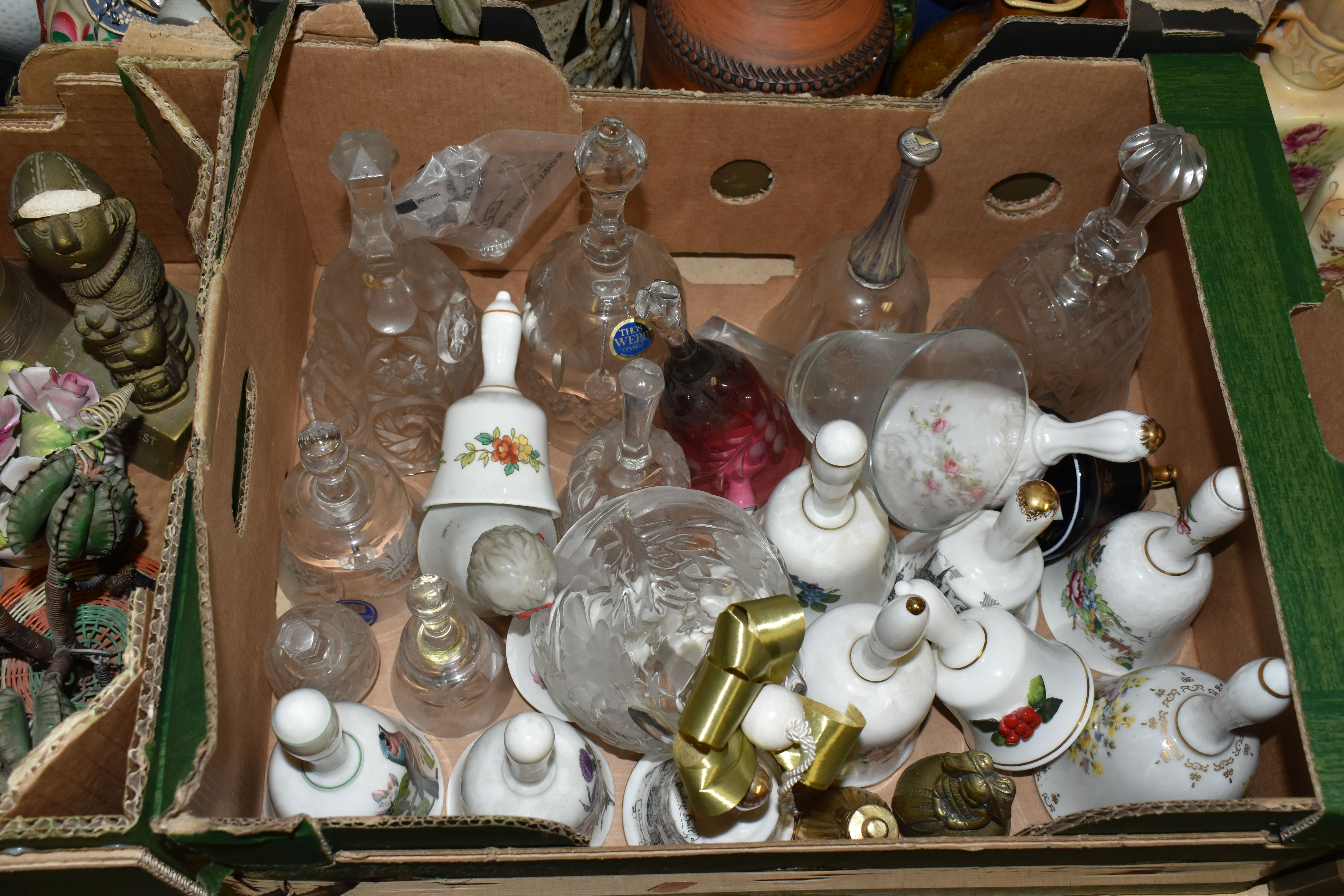 SEVEN BOXES OF CERAMIC ORNAMENTS to include a large collection of ceramic and glass ornamental - Image 6 of 10