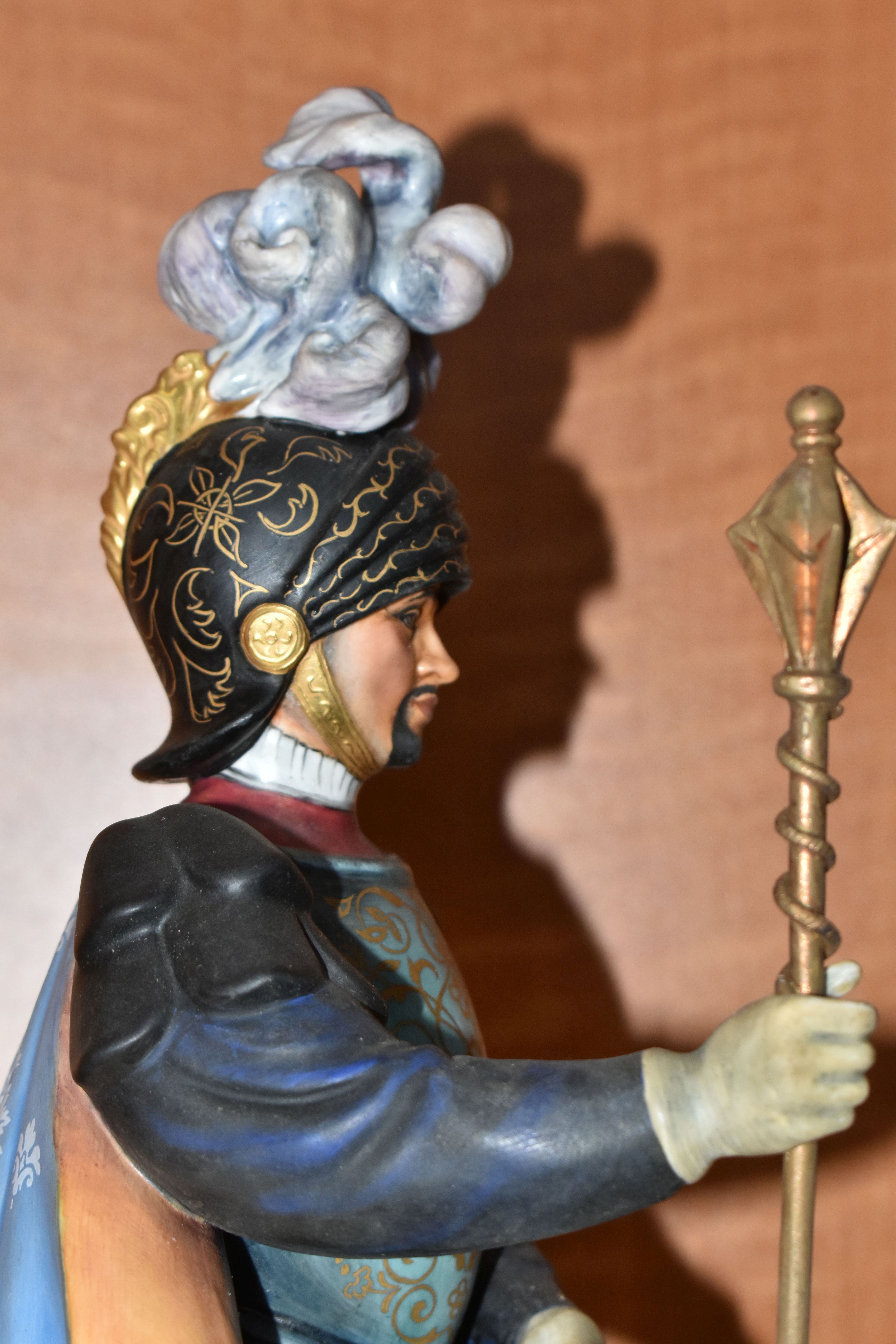 A ROYAL DOULTON LIMITED EDITION EQUESTRIAN FIGURE 'THE PALIO KNIGHT' HN2428, no.63/ 500, mounted - Image 7 of 11