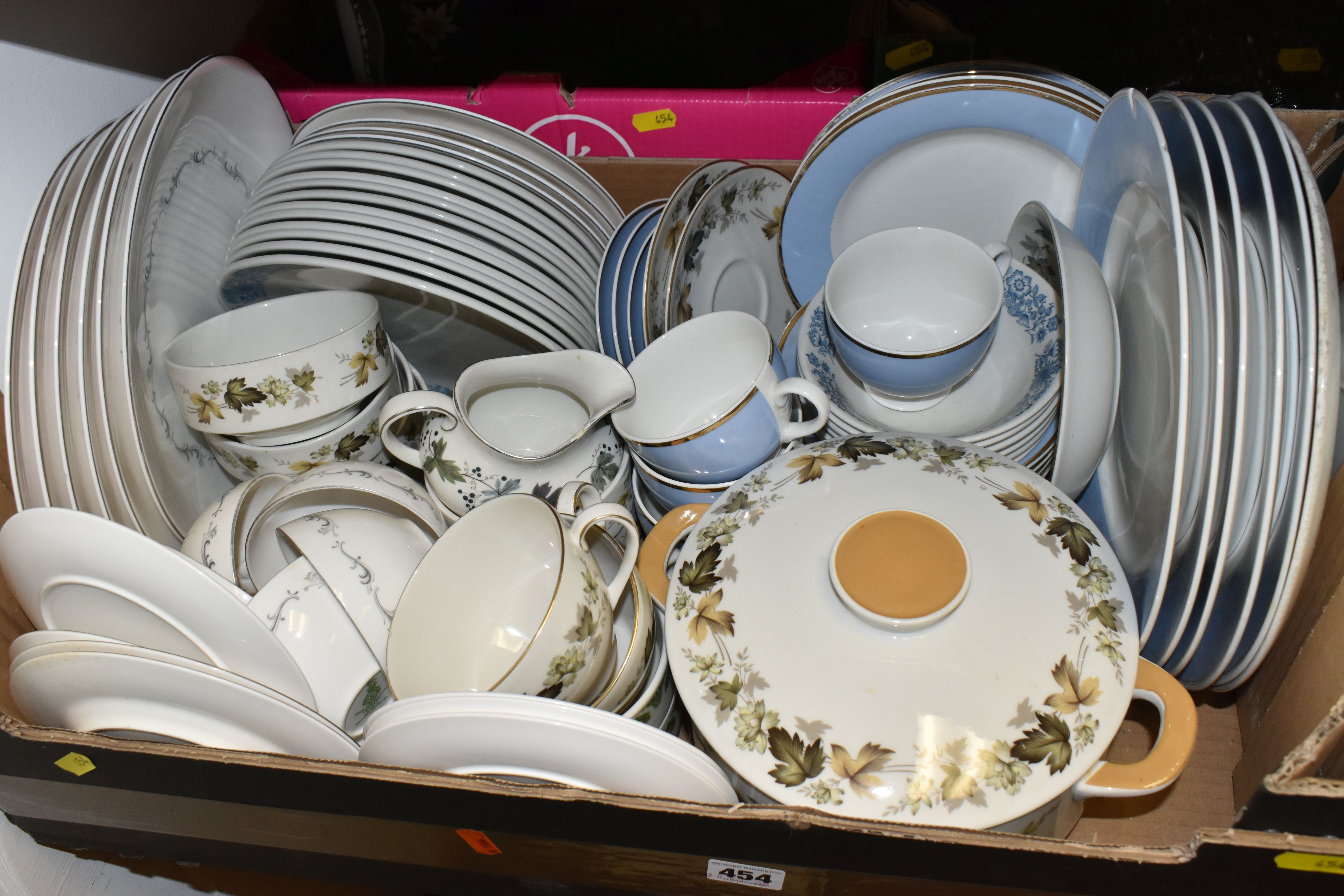 SIX BOXES OF GLASSWARE AND TABLEWARE to include a large variety of 'Royal Doulton' kitchenware in - Image 2 of 7