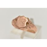A 9CT ROSE GOLD SIGNET RING, engraved shield signet, leading onto a polished band, hallmarked 9ct