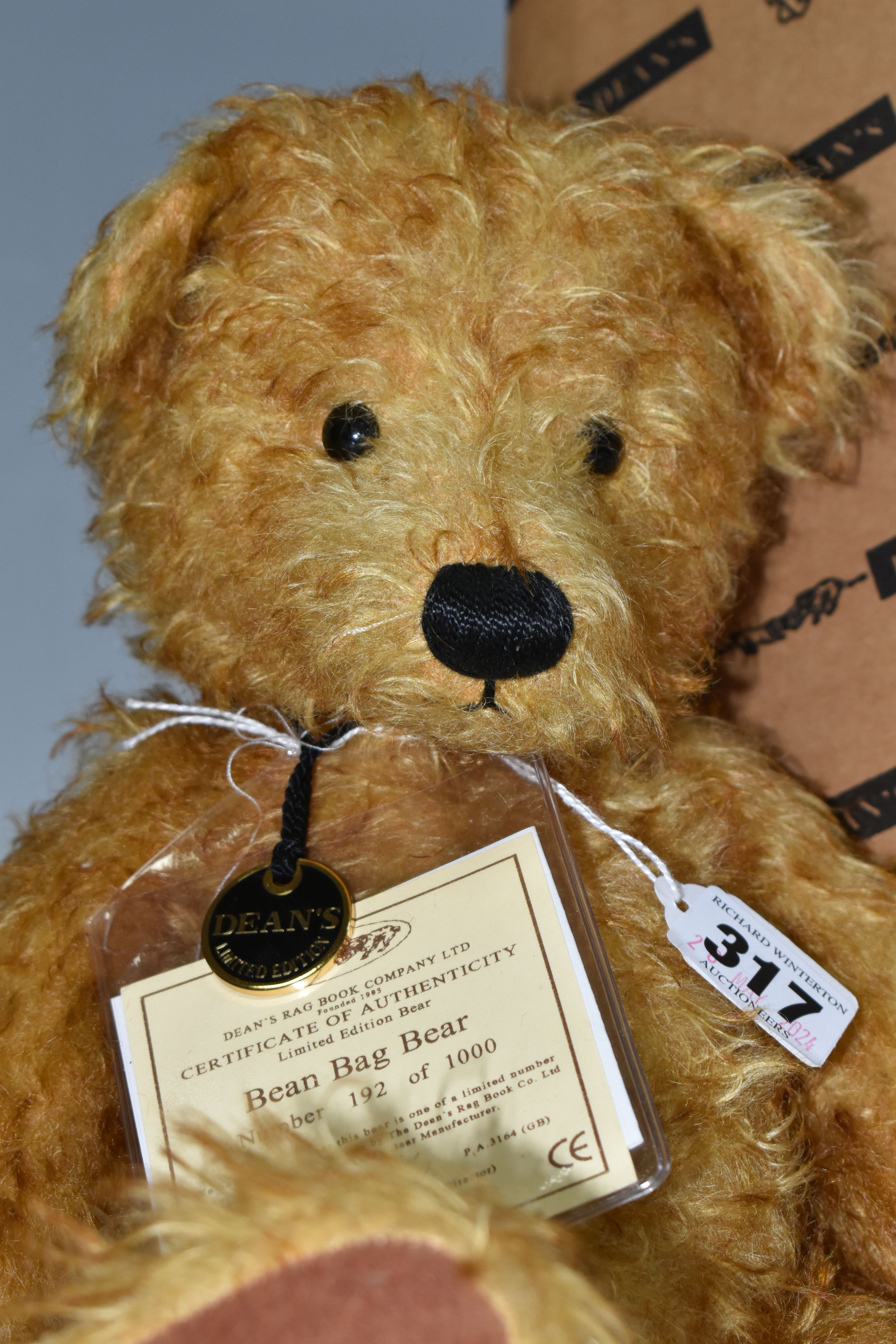 A BOXED LIMITED EDITION DEAN'S RAG BOOK TEDDY BEAR, 'Bean Bag Bear' with attached certificate - Bild 2 aus 3