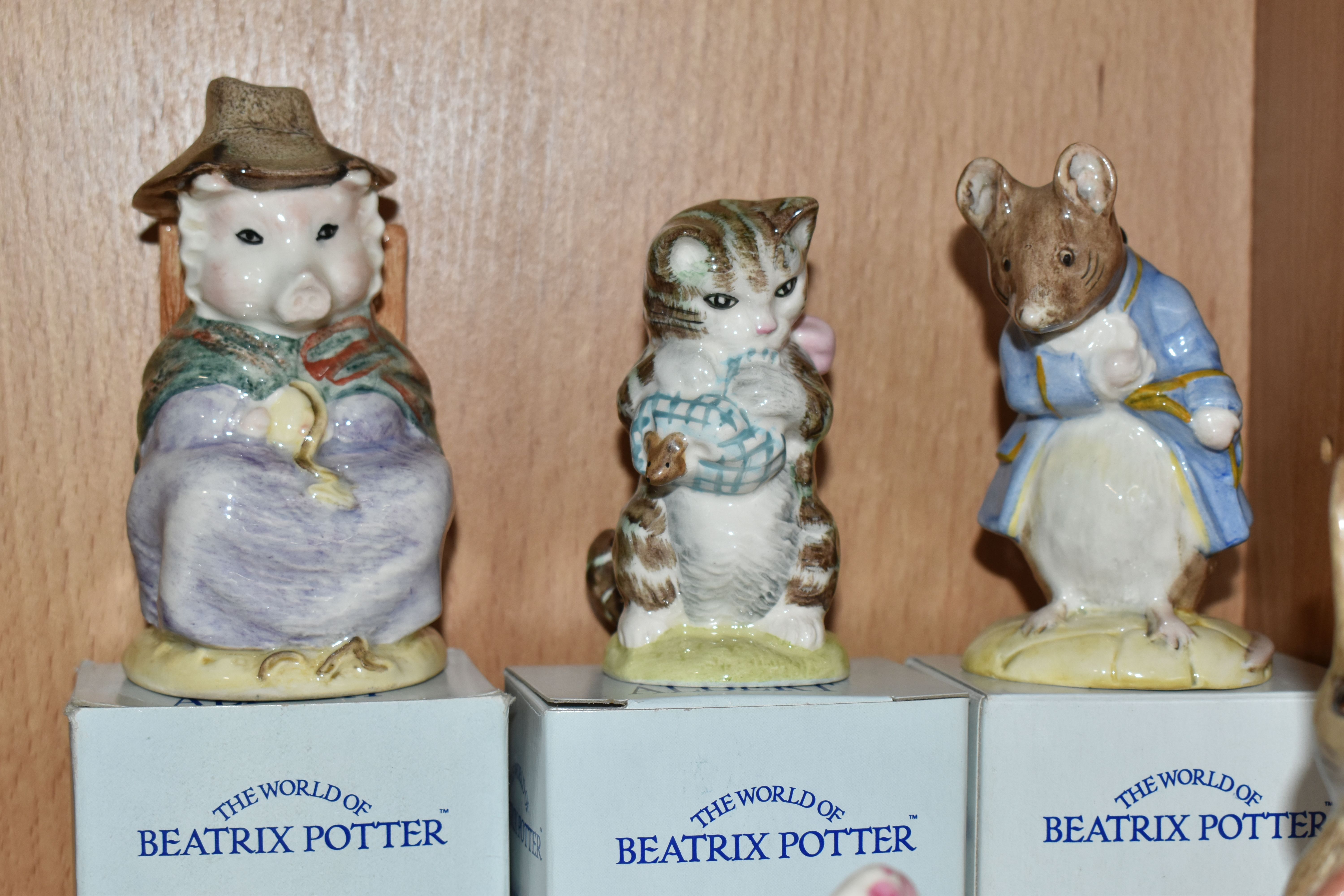 SIXTEEN ROYAL ALBERT BEATRIX POTTER FIGURES, comprising large Jemima Puddle Duck, height 15.5cm, - Bild 6 aus 6