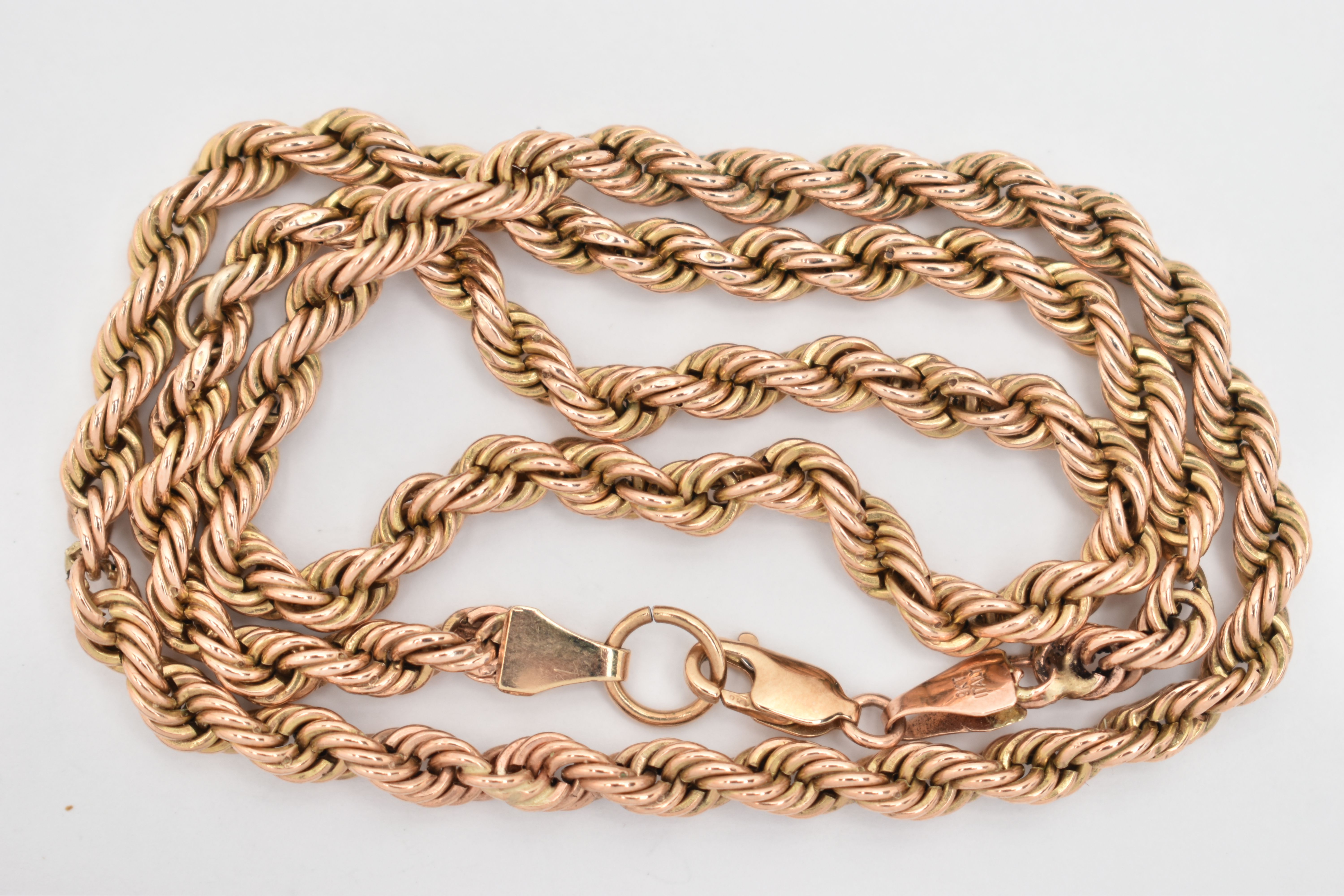 A 9CT GOLD ROPE TWIST CHAIN, fitted with a lobster clasp, hallmarked 9ct London import, length