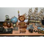 A QUANTITY OF NAUTICAL THEMED COLLECTABLES, to include four Ship's in bottles, four vintage 'Sea