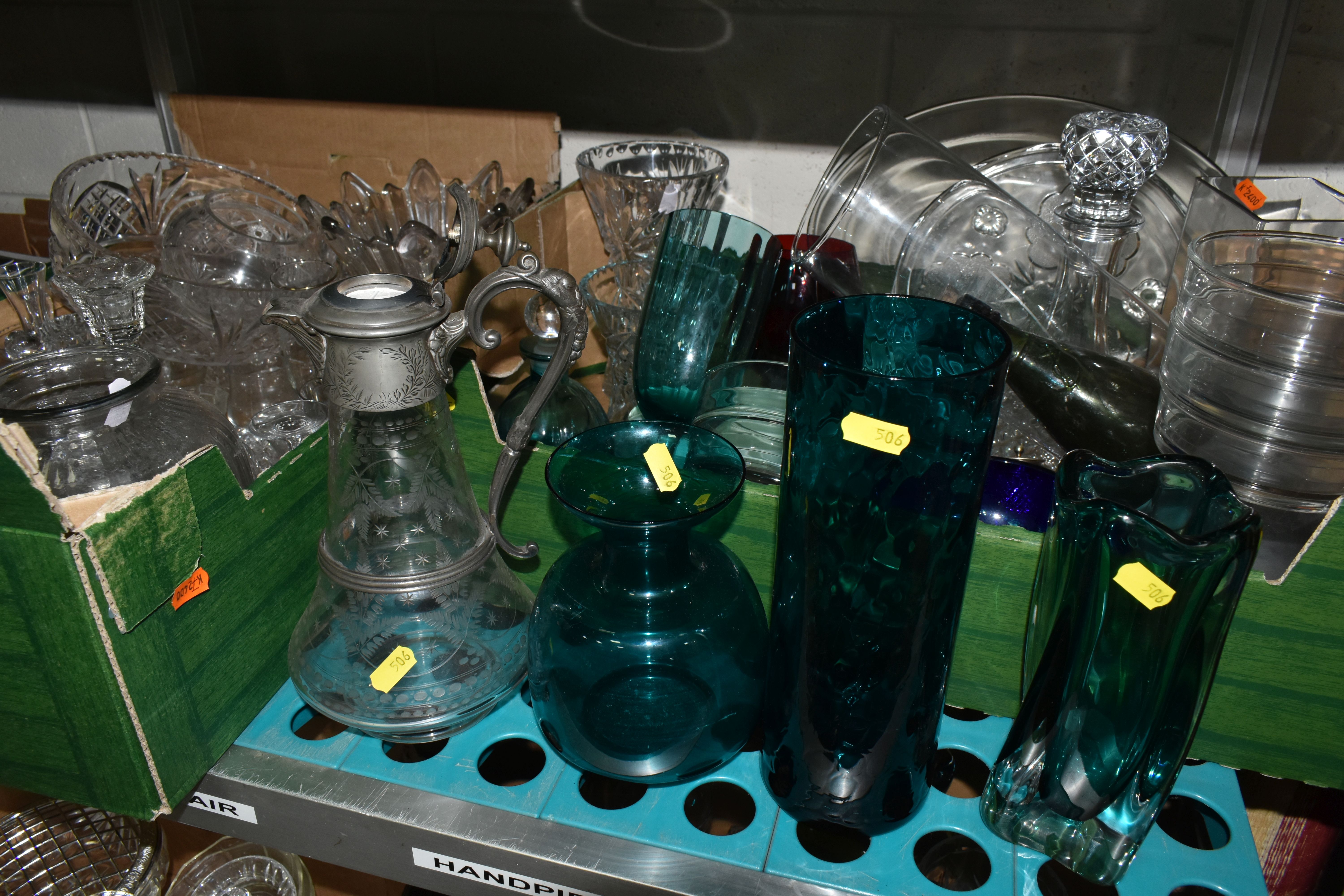 FOUR BOXES AND LOOSE GLASSWARE, to include a claret jug with pewter lid and handle, decorated with - Image 5 of 9