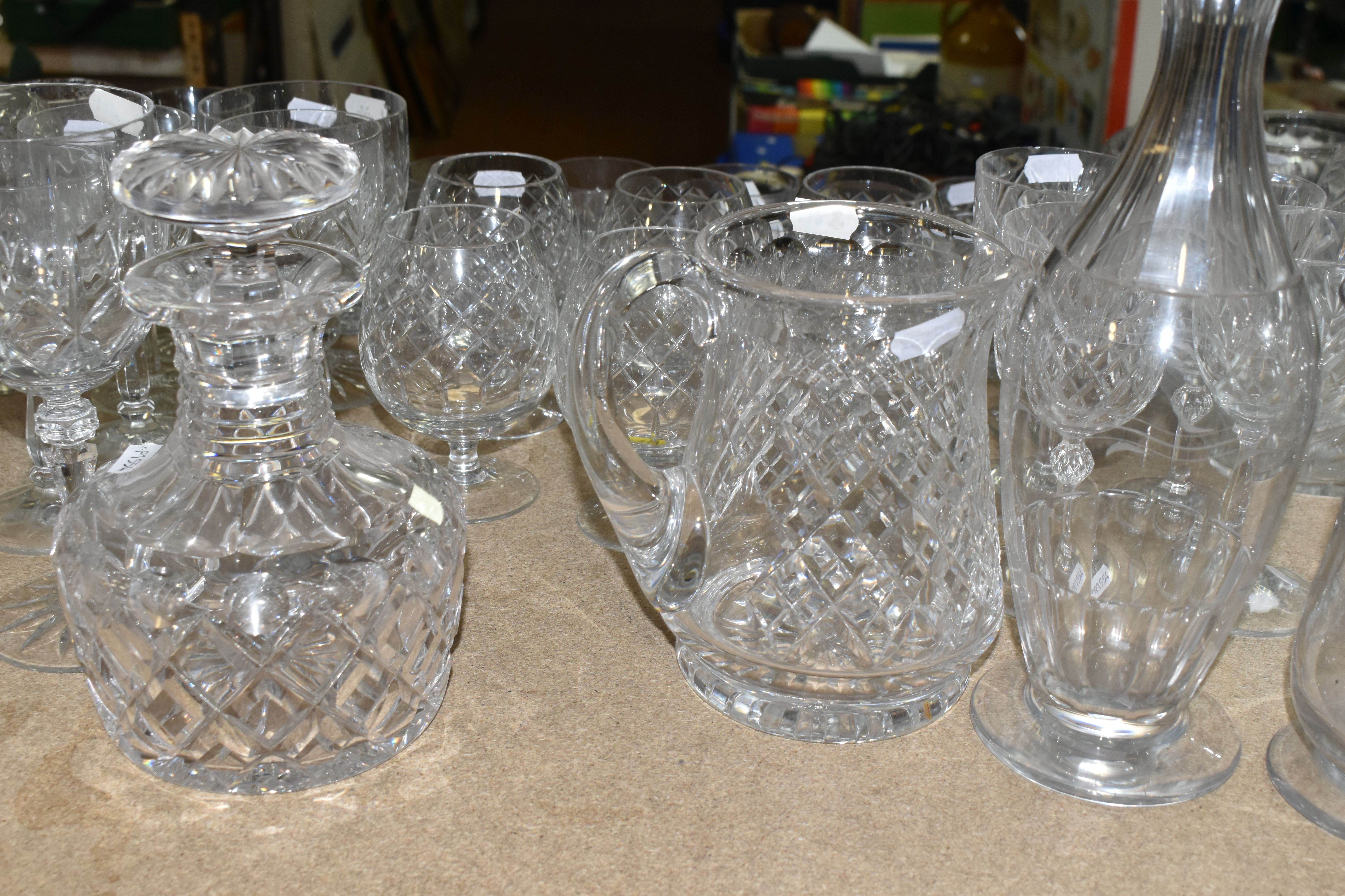 A LARGE VARIETY OF CRYSTAL CUT DECANTERS, GLASSES, ETC, including two 'Royal Brierley' vases and a - Bild 7 aus 8
